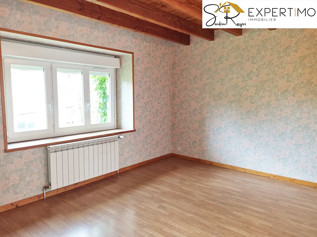 Maison de 153 m² avec grange et grand terrain arboré à Davayat, proche Riom 