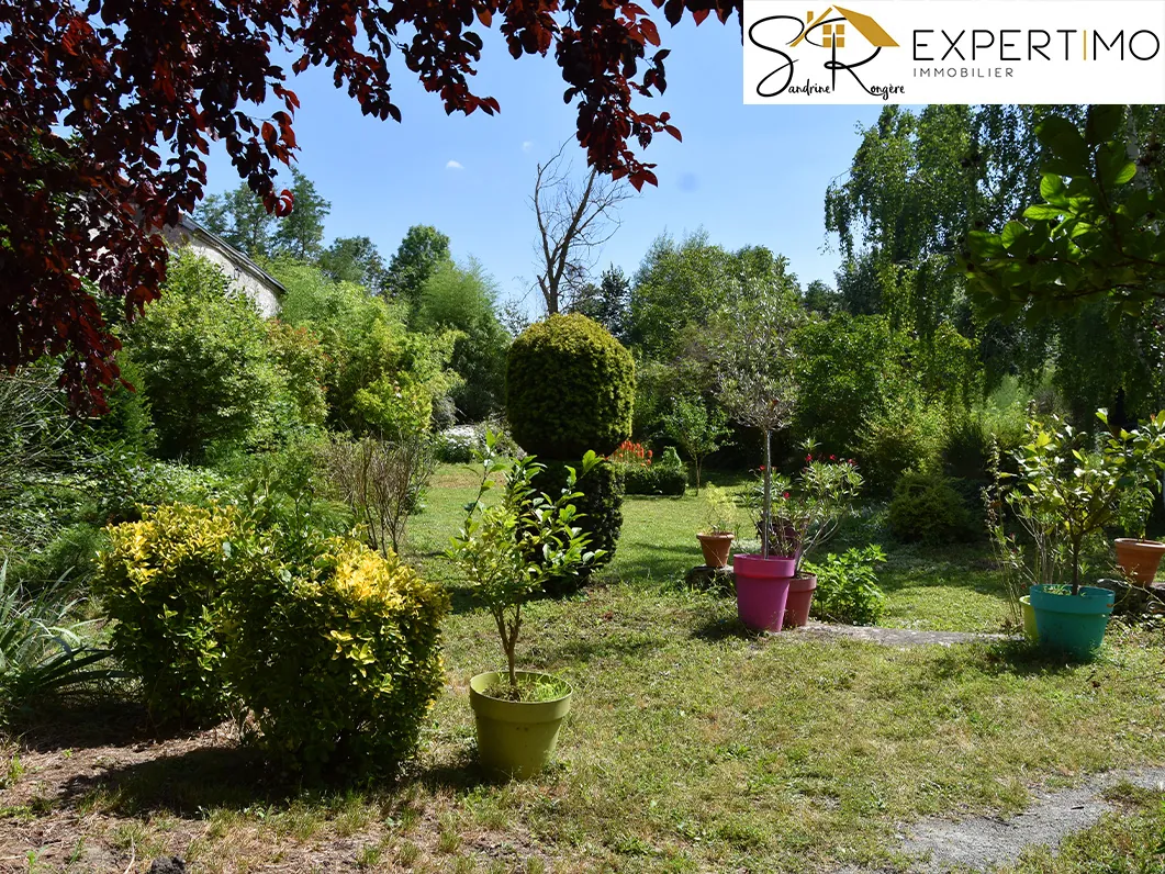 Maison de 153 m² avec grange et grand terrain arboré à Davayat, proche Riom 