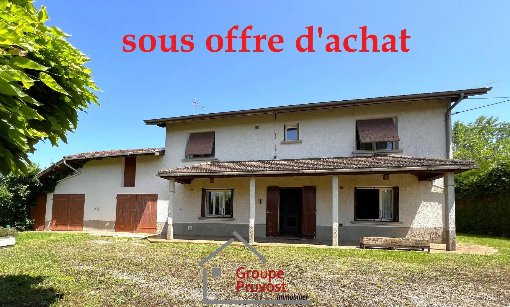 Maison familiale avec grand terrain à Saint Etienne sur Reyssouze