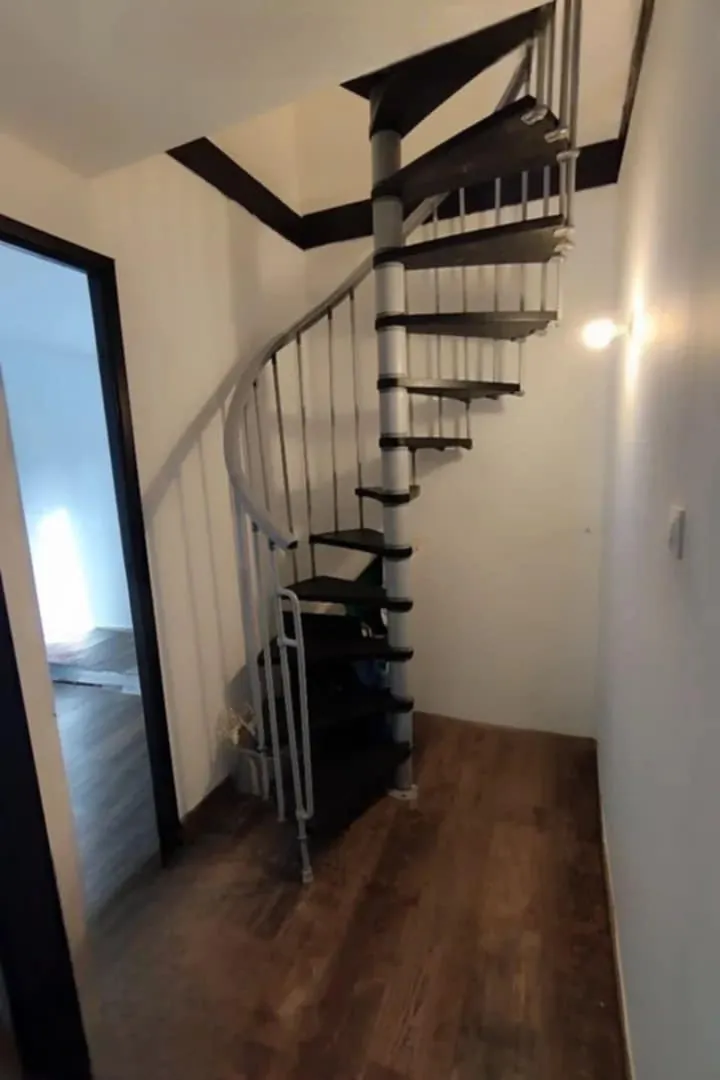 Maison mitoyenne à Annezin en plein centre-ville - 89 m² avec cour 