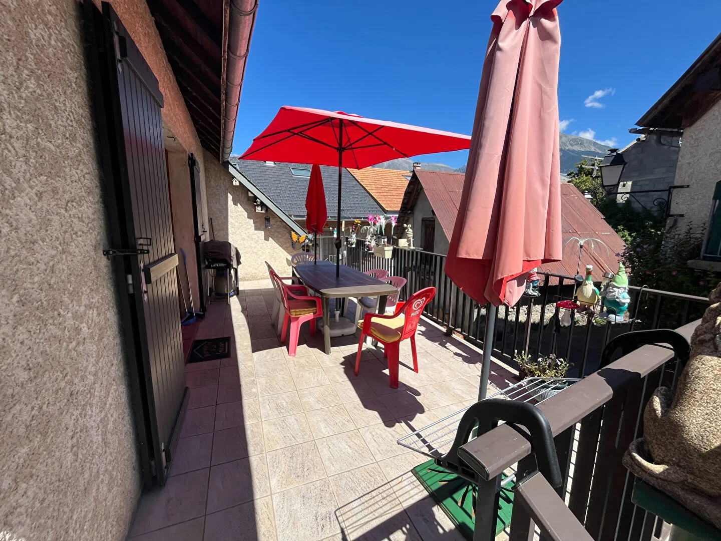 Maison en viager avec deux appartements indépendants à Savines-le-Lac 