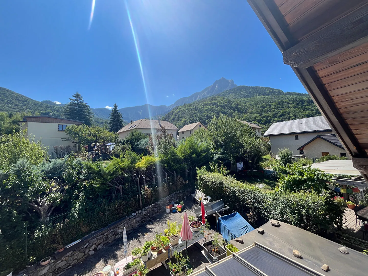 Maison en viager avec deux appartements indépendants à Savines-le-Lac 