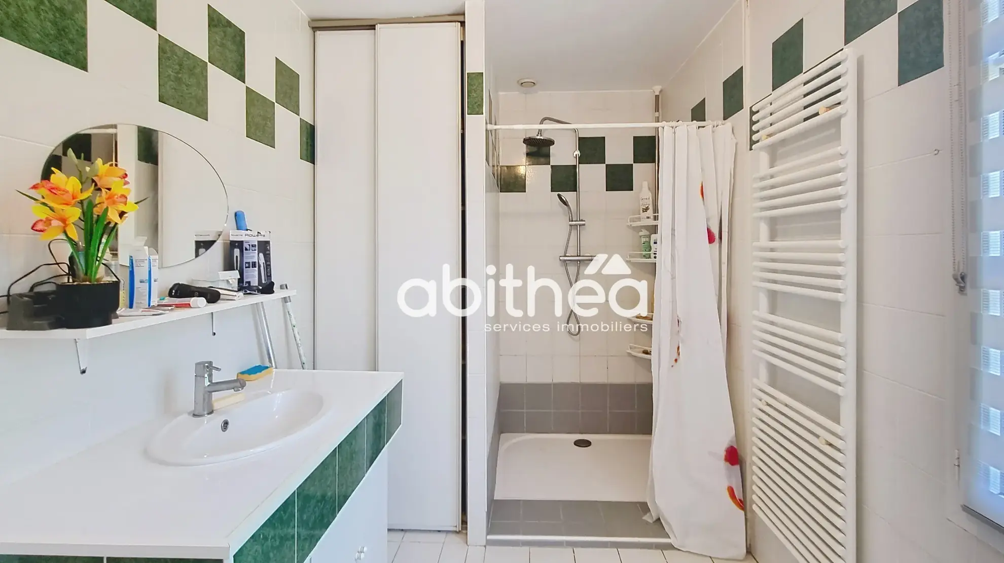 Maison de 134 m² à Saint Genis de Saintonge avec jardin et panneaux solaires 