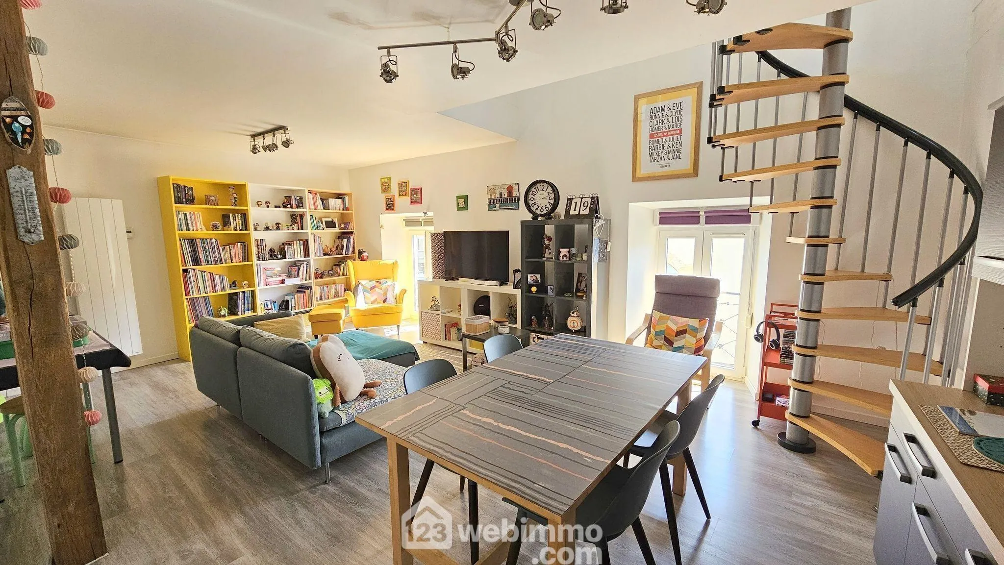 Appartement duplex lumineux de 70 m² à Puiseaux en centre-ville