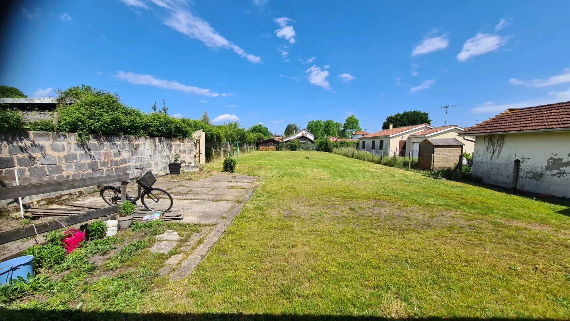 Charmante maison ancienne rénovée avec jardin et terrasse à Morcenx 