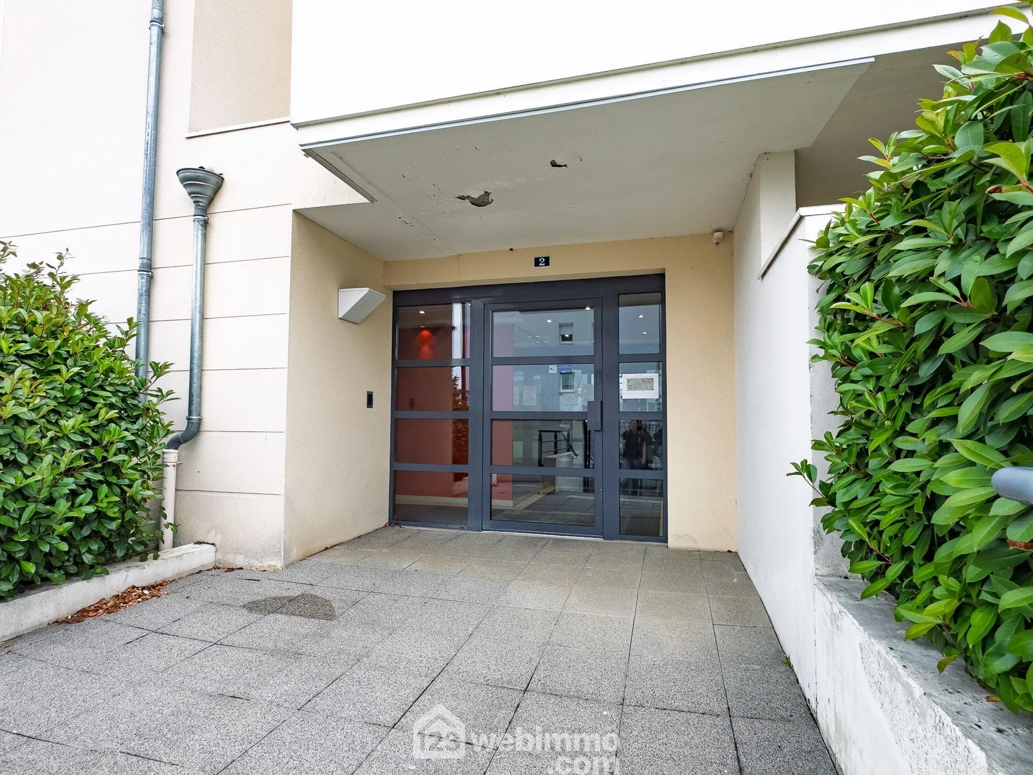 Appartement 48 m² à Avrillé, proche Angers, avec terrasse et parking 