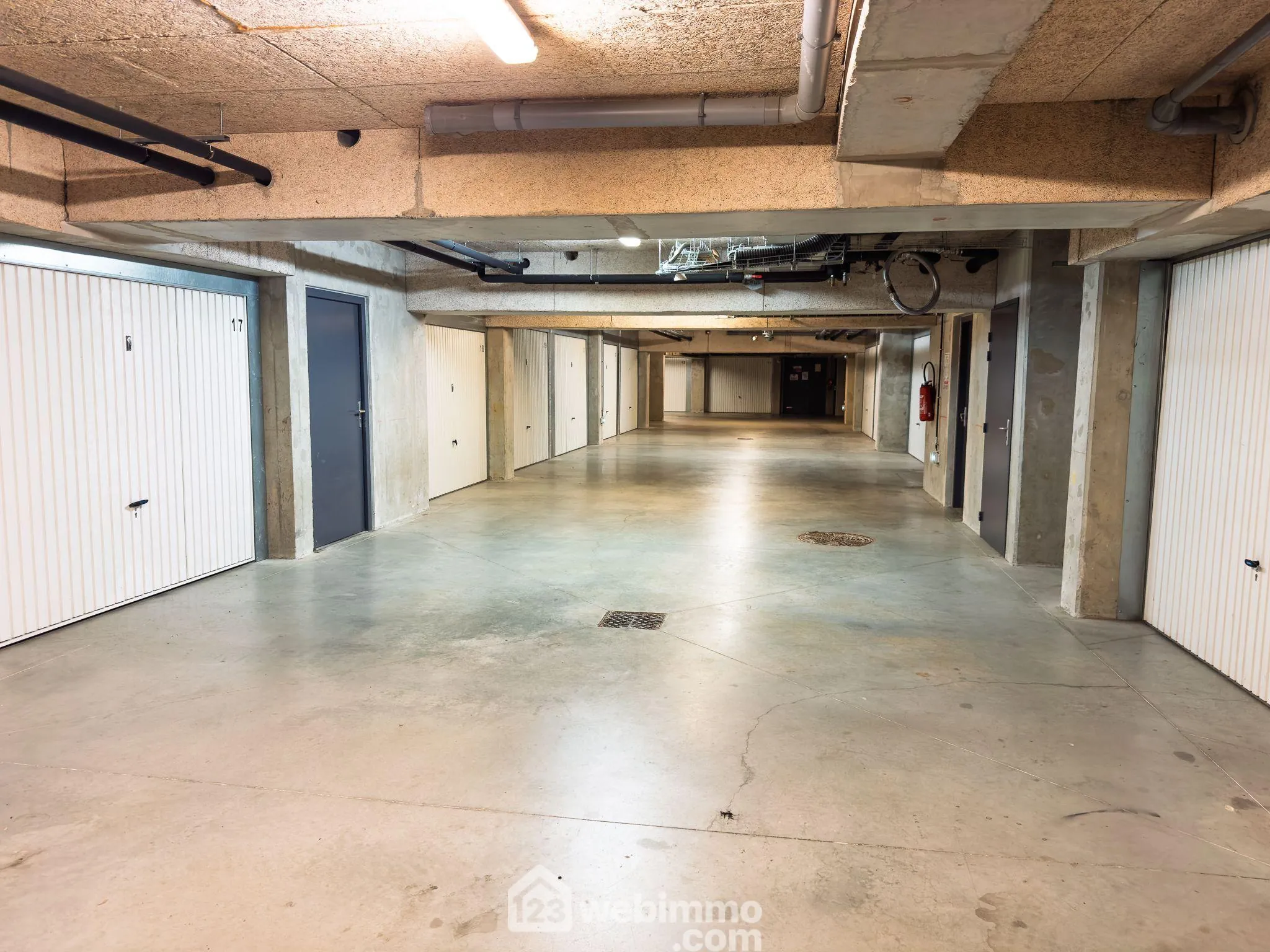 Appartement 48 m² à Avrillé, proche Angers, avec terrasse et parking 