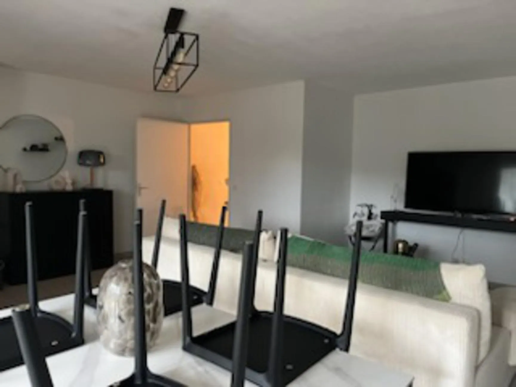 Appartement 3 pièces avec terrasse à Saint-André, sécurisé, loué jusqu'en 2026 