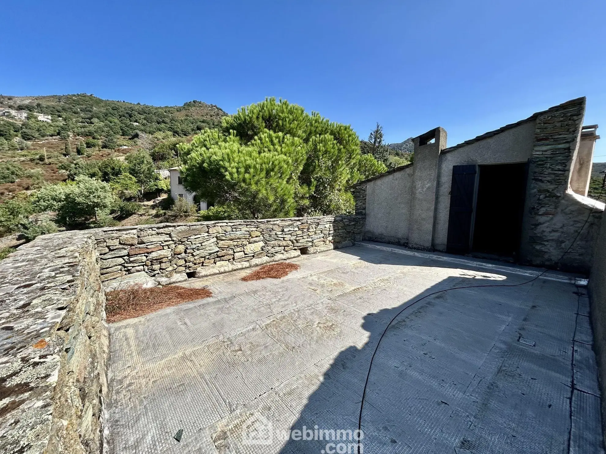 A vendre maison de village de 90 m² avec terrasse à Bigorno, Vue sur la vallée du Golo 