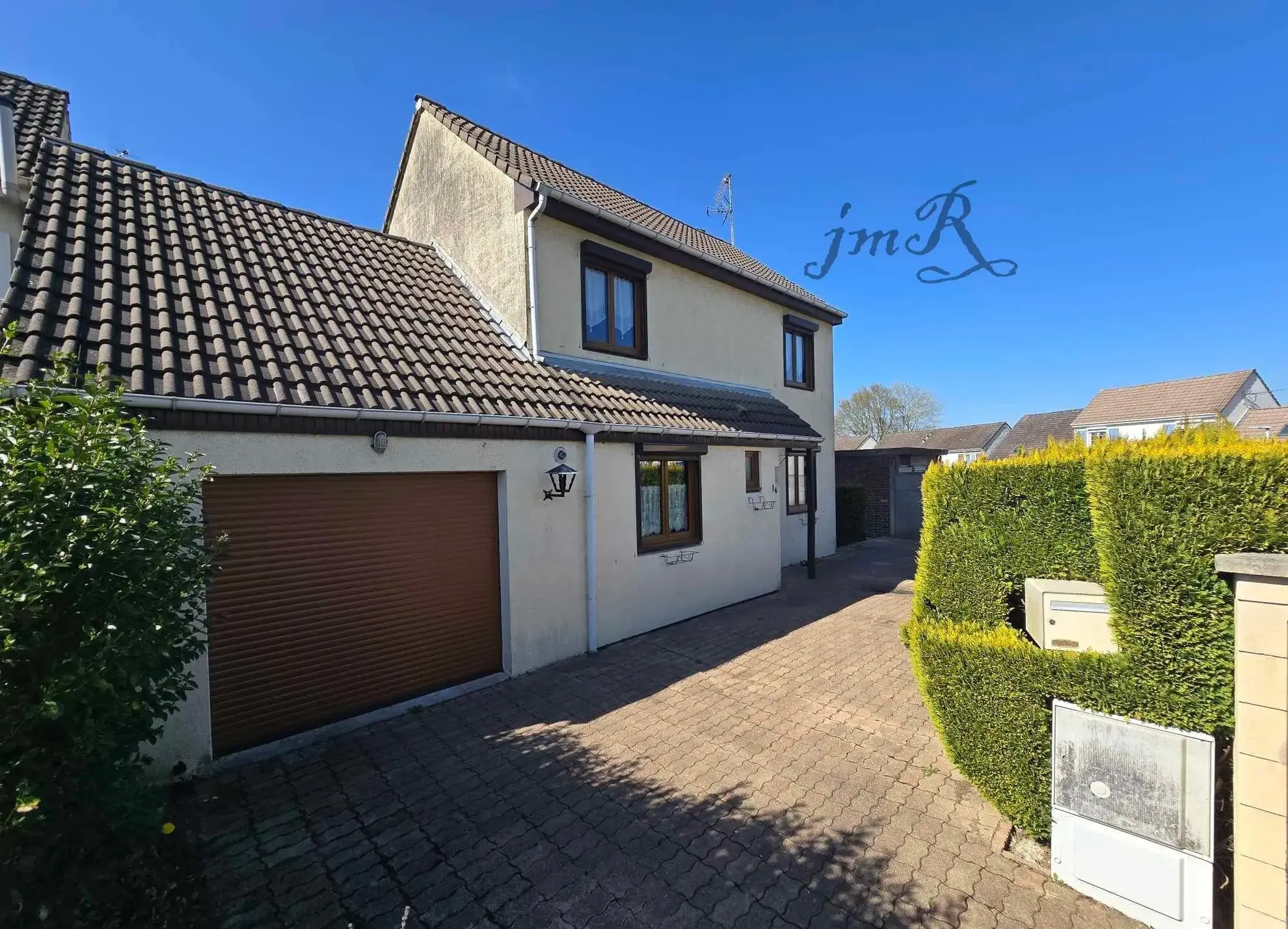 Maison semi-individuelle de 95 m² avec jardin et garage à Wargnies-le-Grand 