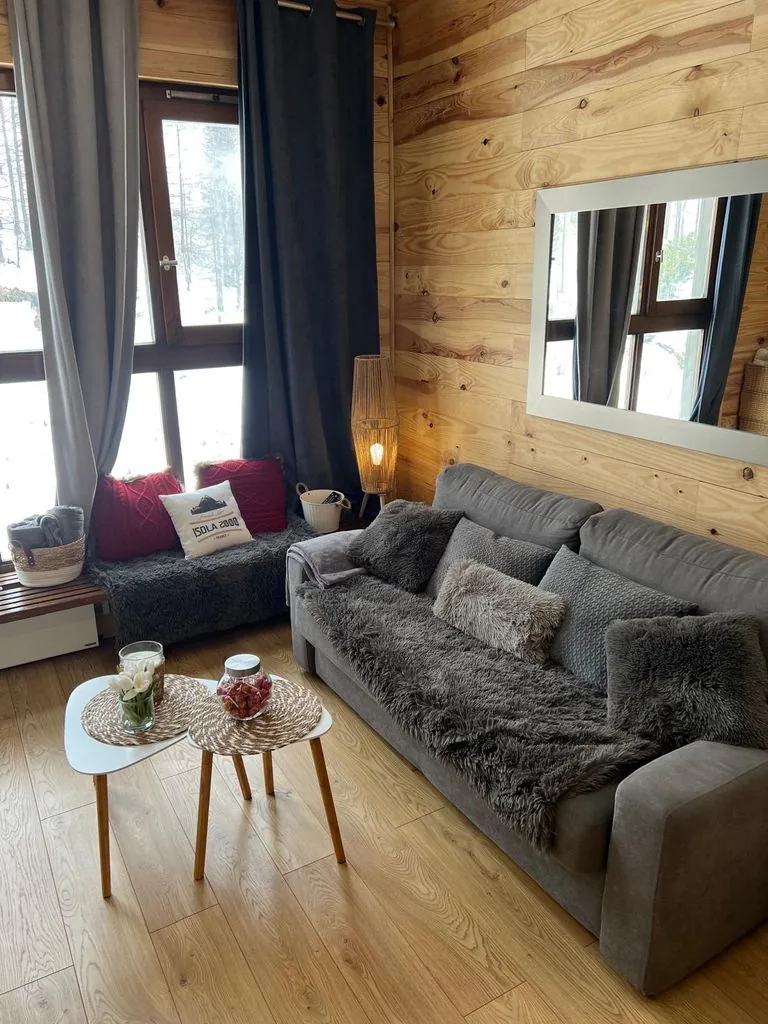 Studio rénové de 25,30 m² à vendre à Isola 2000, vue front de neige 