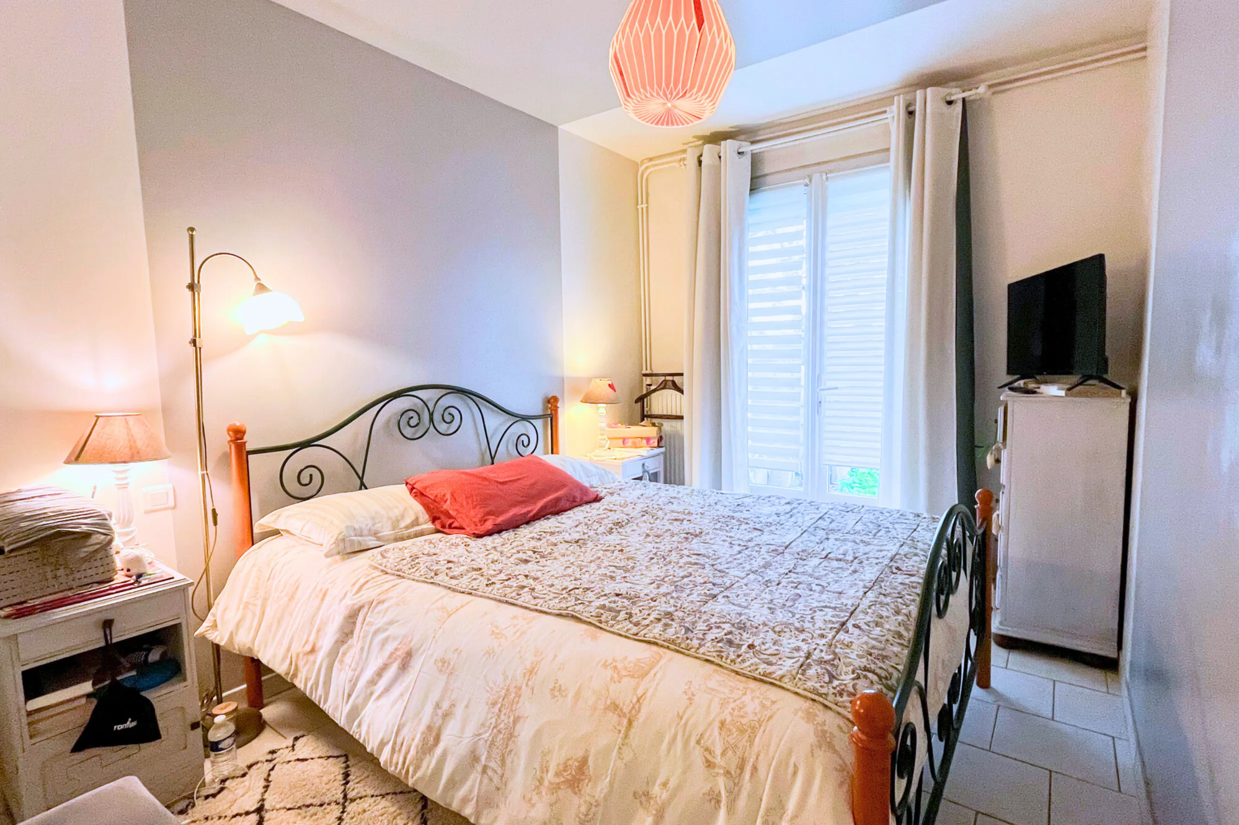 Maison familiale de 127 m² avec piscine et terrain à Jarnac 