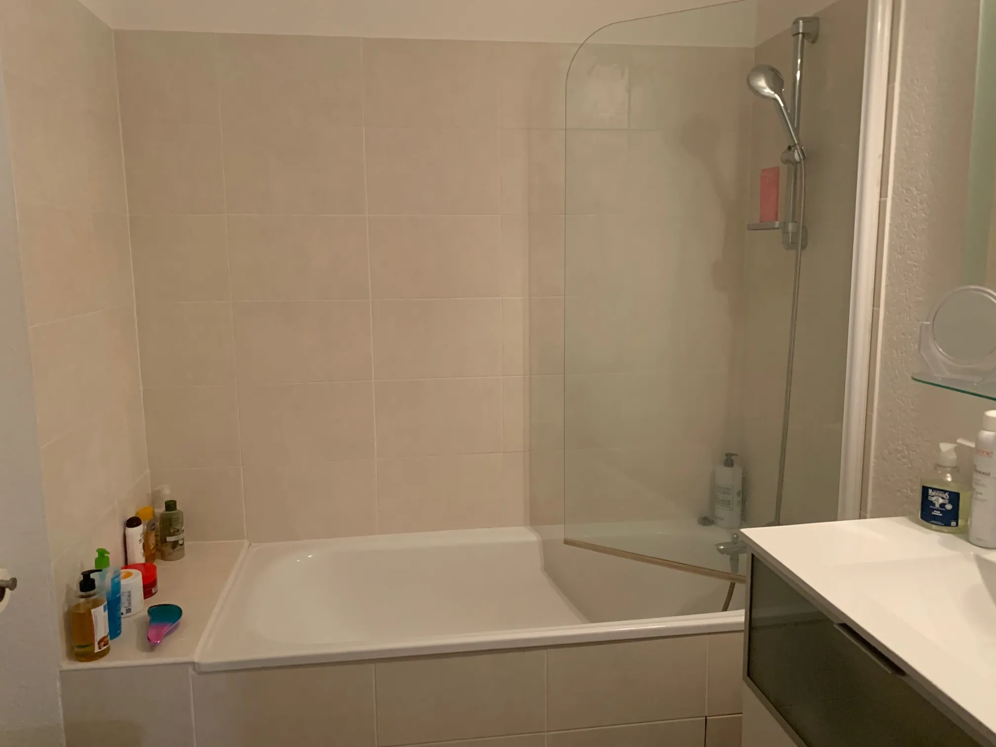 Villa récente à vendre à Argelès-sur-Mer avec piscine et terrasse 