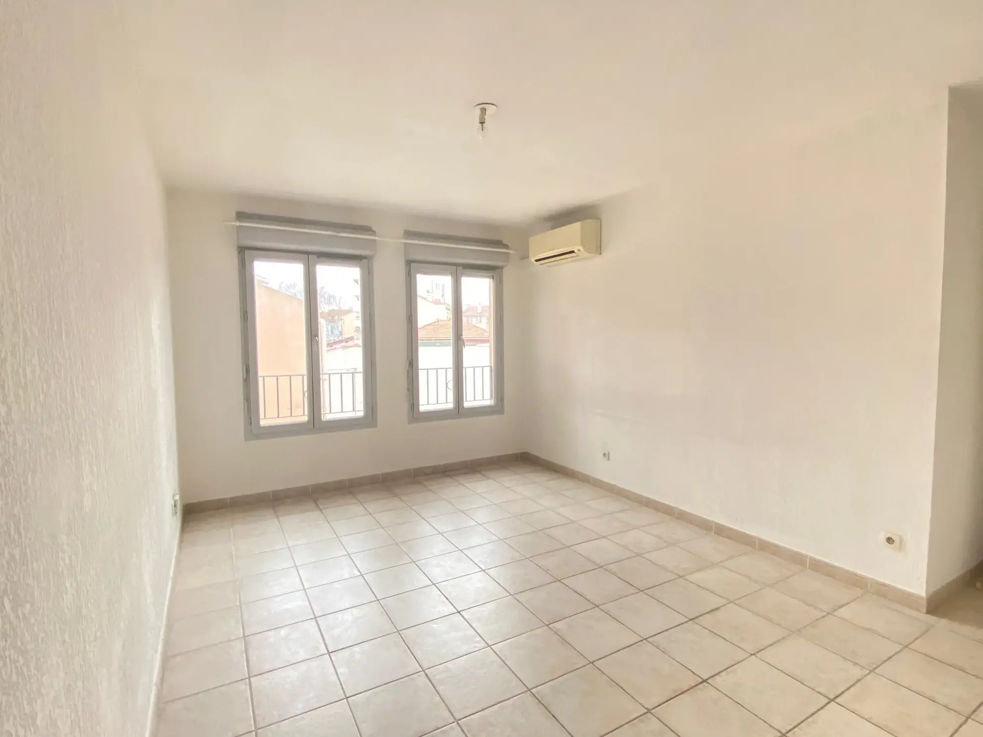 Appartement T3 avec parking privé à La Seyne-sur-Mer - Investissement ou première acquisition