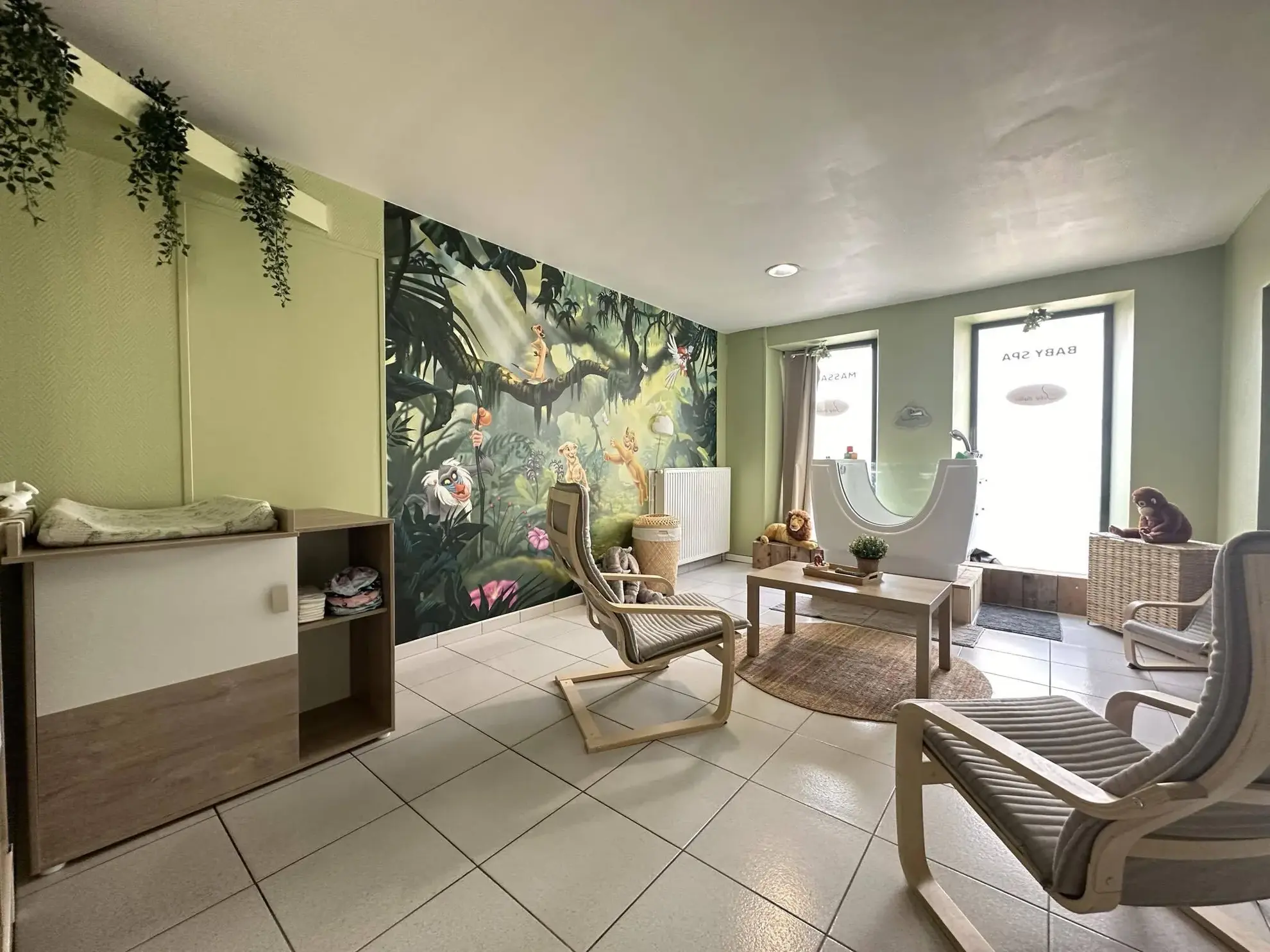 Immeuble de 214 m² avec local commercial et appartement à Bruyères-et-Montbérault 