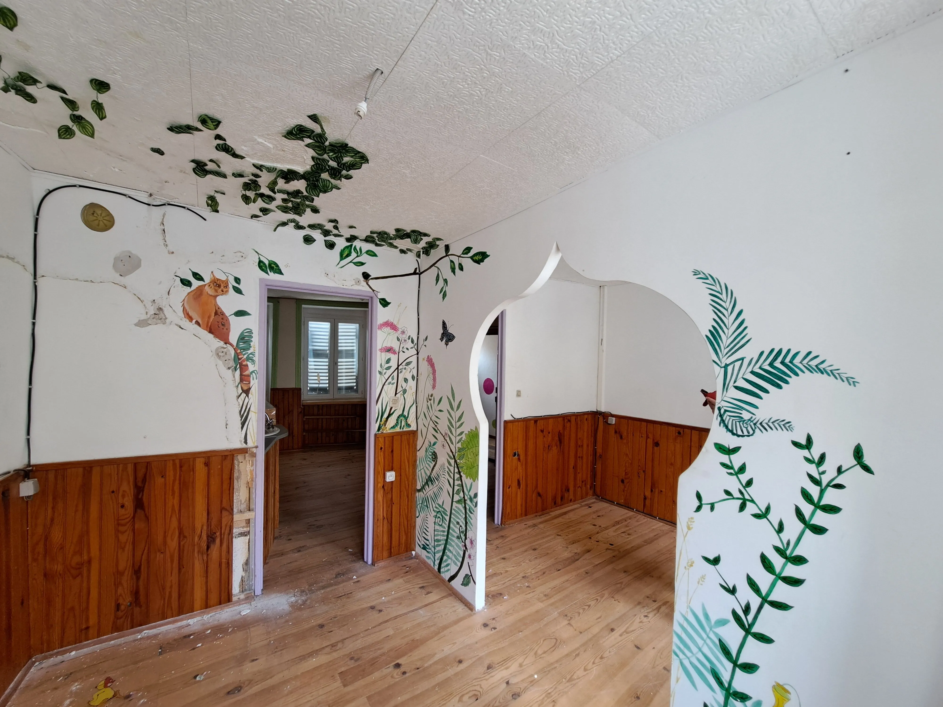 Maison de ville à rénover à Ambert, 145 m² avec garage et cave 