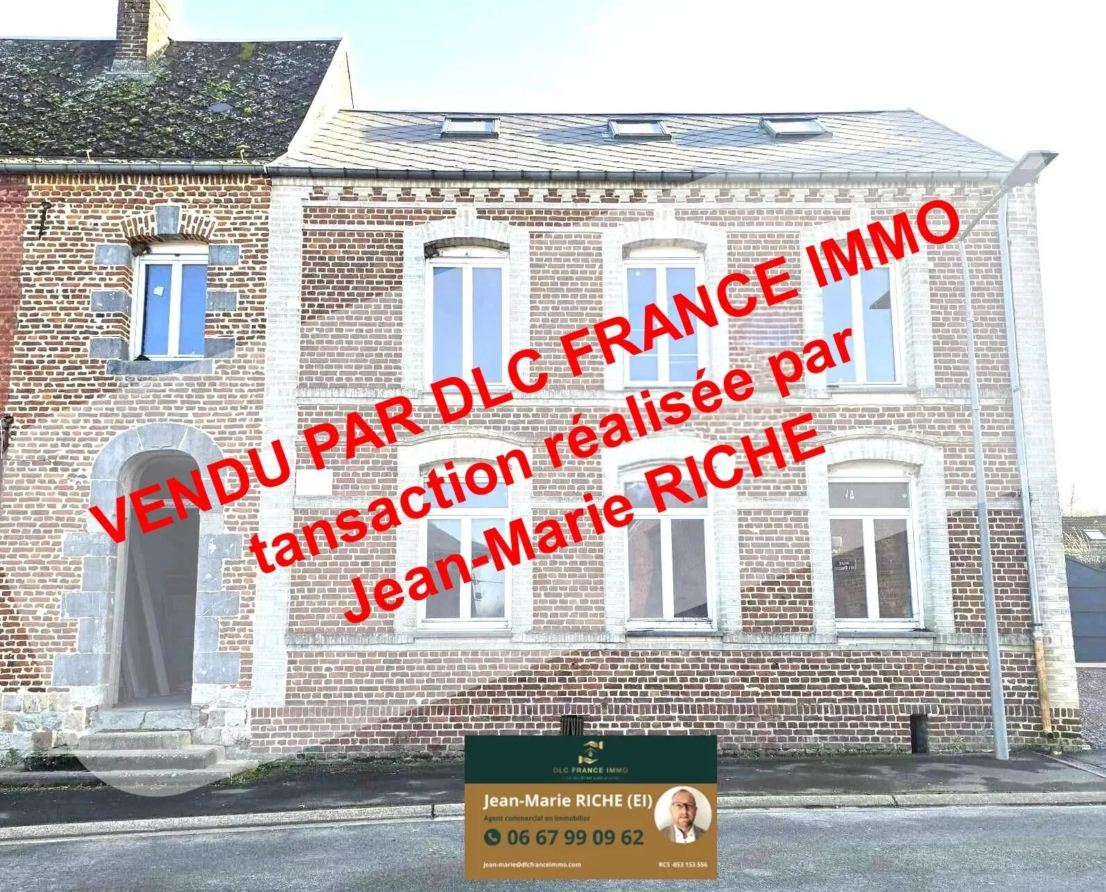 Grande maison mitoyenne à Bazuel avec terrain et dépendance, disponible à la vente