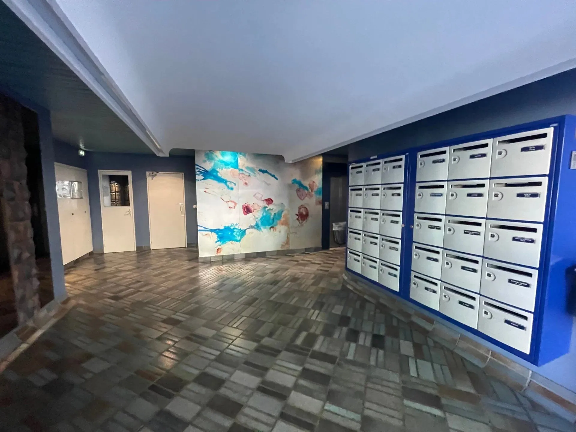 Grand appartement 2 pièces de luxe avec terrasse à Valrose, Nice 