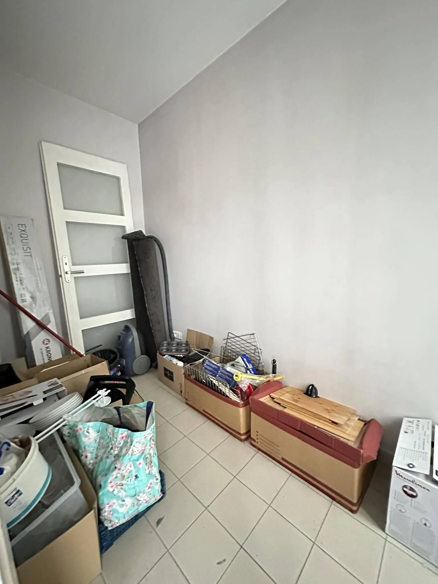 Maison de ville à Laon de 52 m² avec potentiel, cave et grenier aménageable 