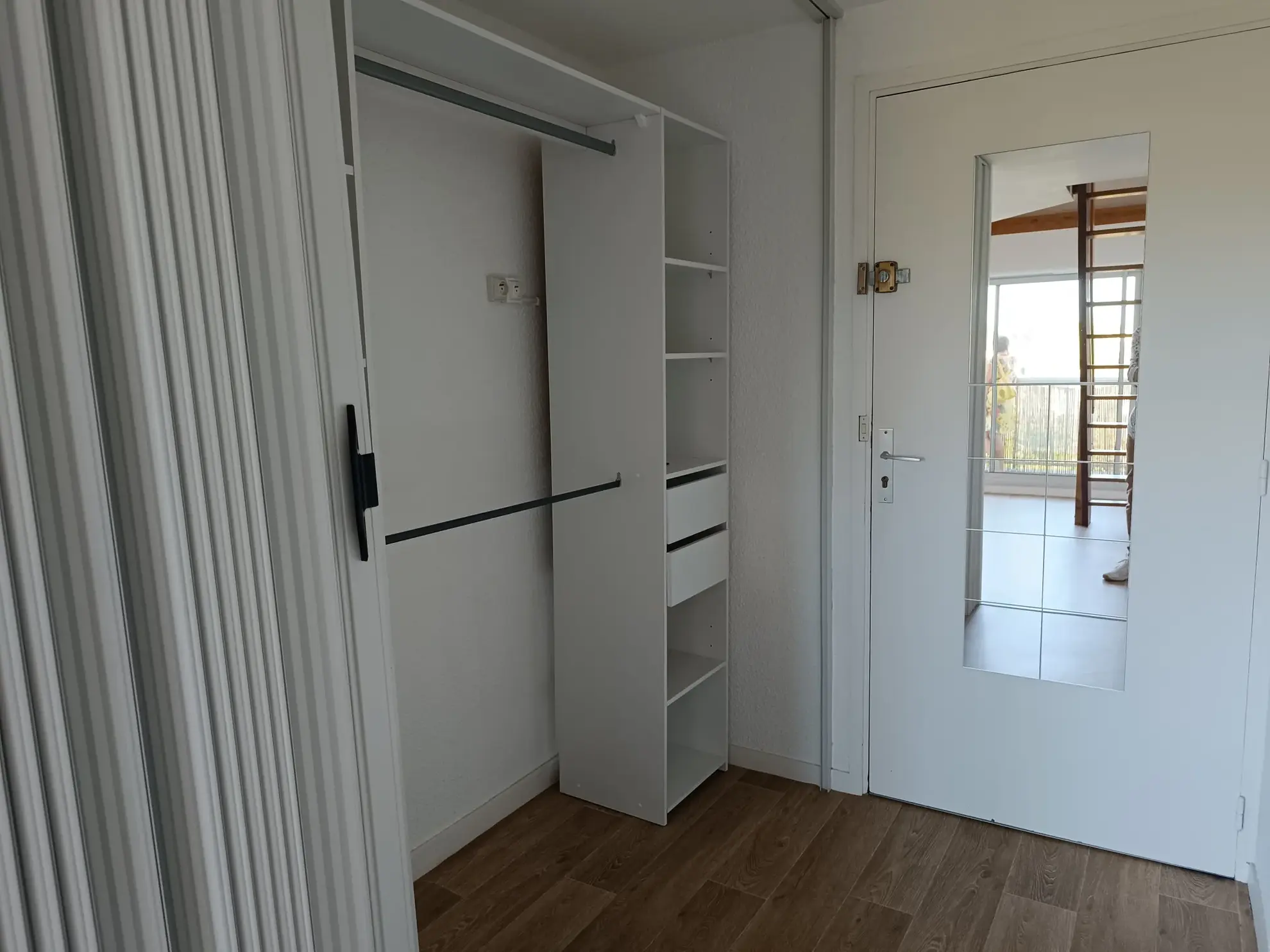Appartement T2 en duplex avec balcon, parking privé à Meschers-sur-Gironde 