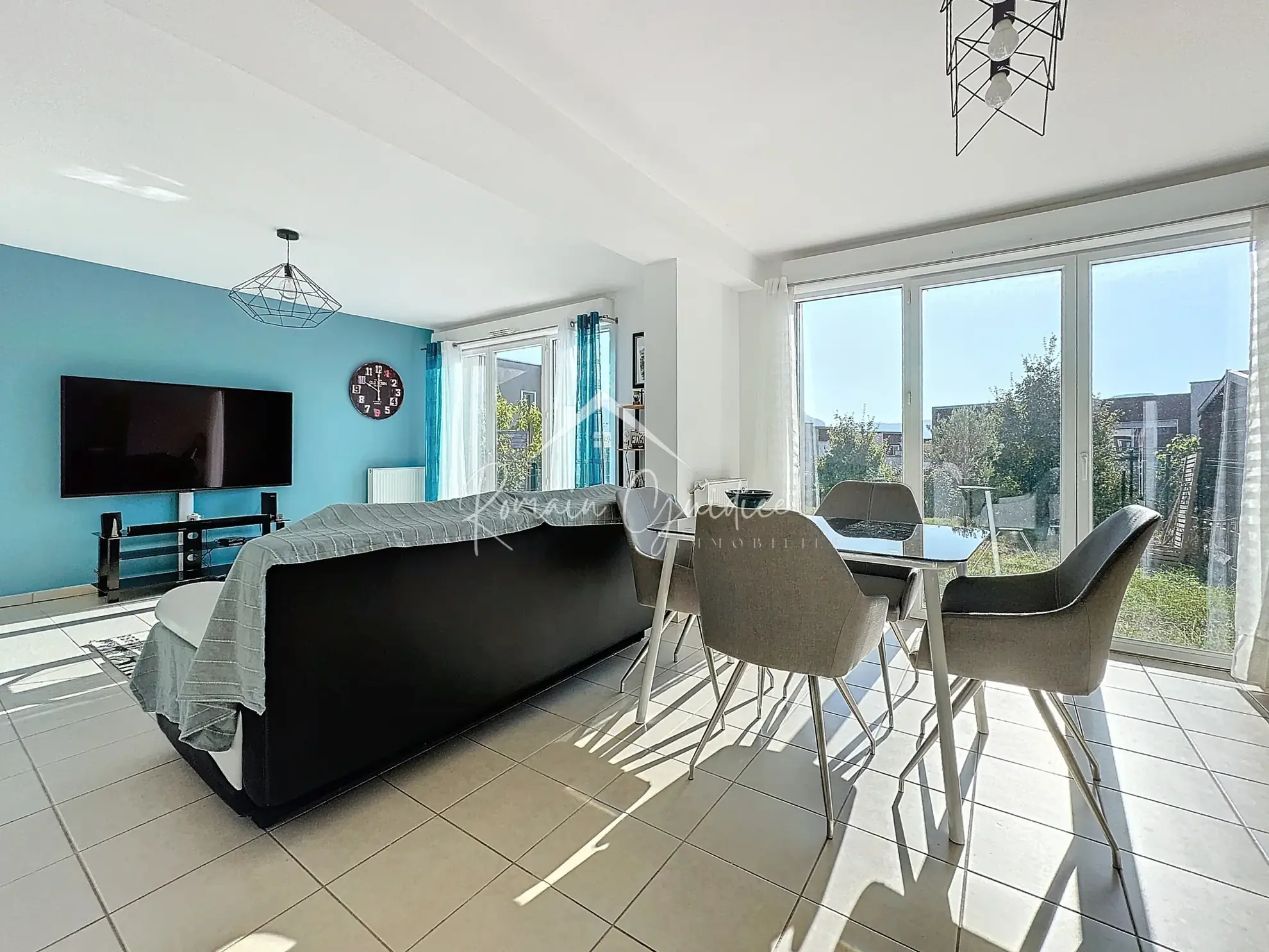 Appartement F3 de 66 m² avec jardin privé et parking à Millau 