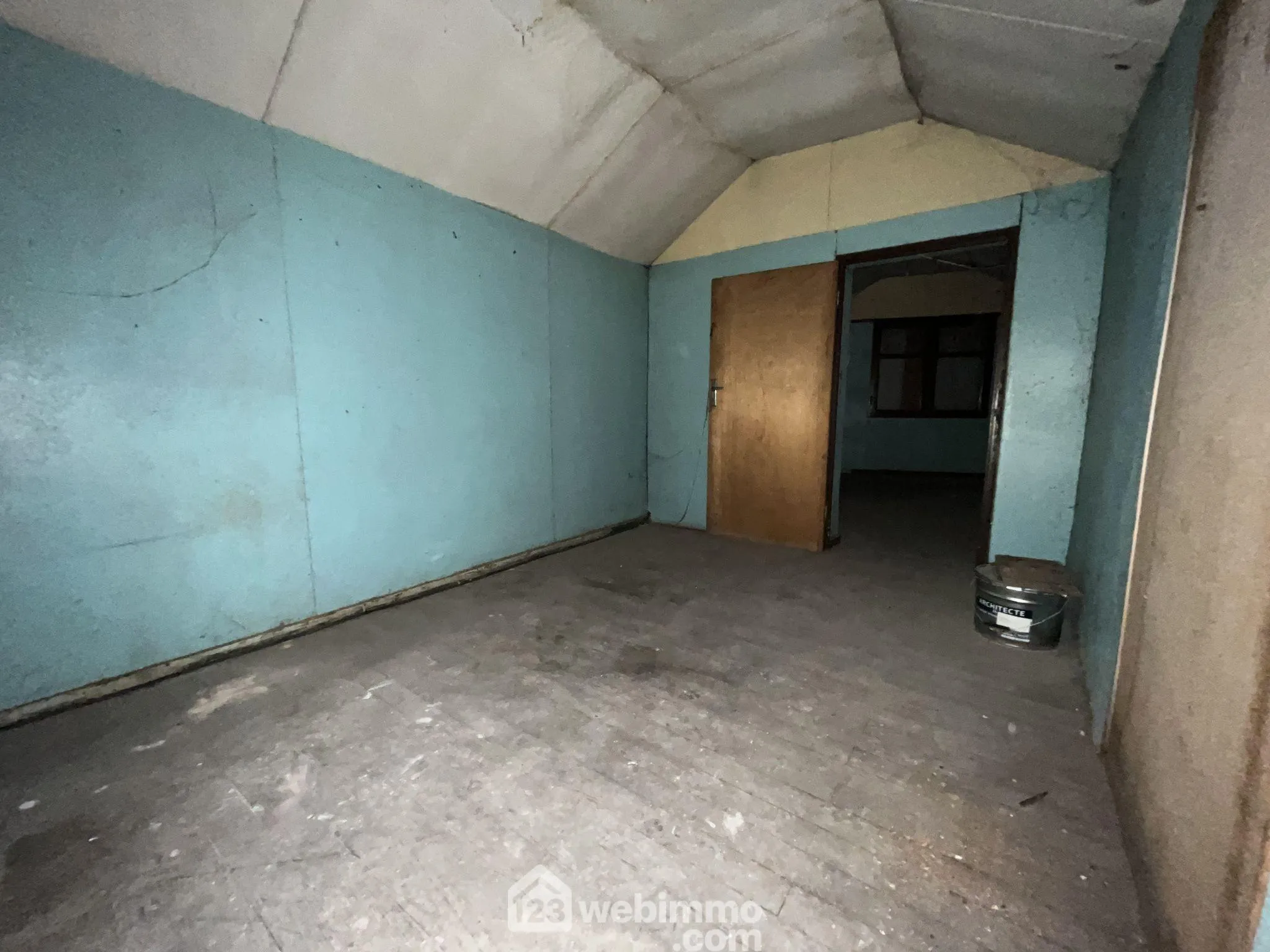 Local commercial de 50 m² à vendre à Listrac-Médoc avec grande vitrine 