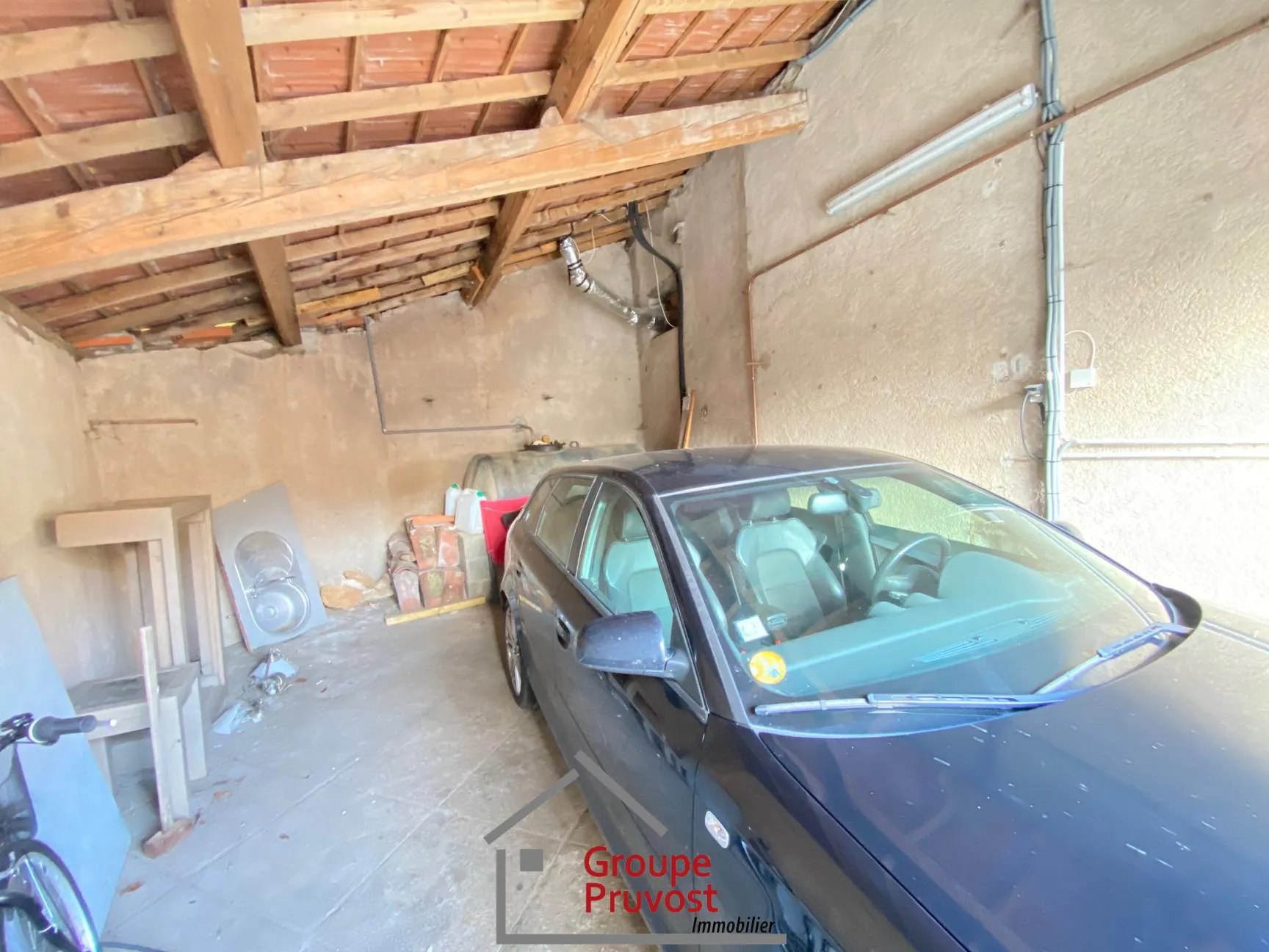 Maison en pierre avec dépendance et jardin à Cluny, à 6 km 