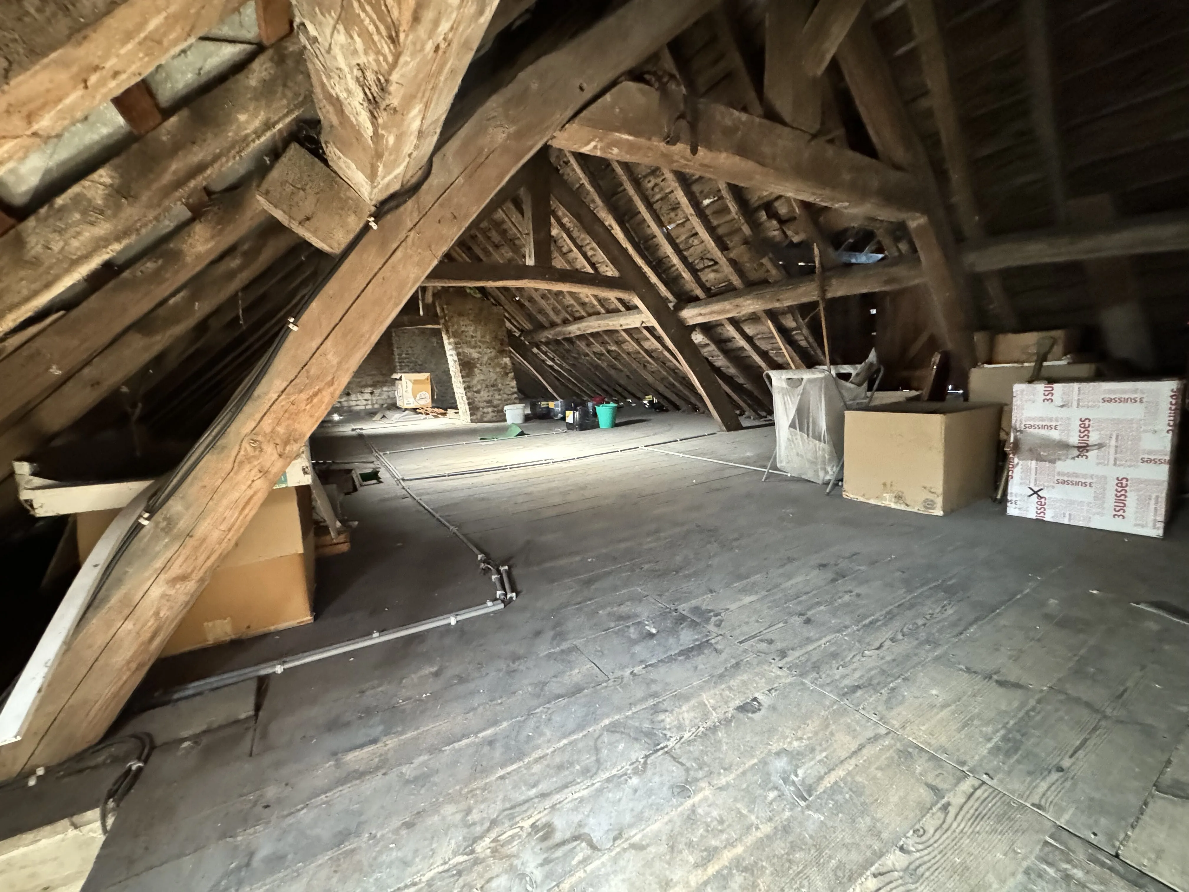 Belle maison de ville en centre d'Ailly-sur-Noye avec 3 chambres et garage 