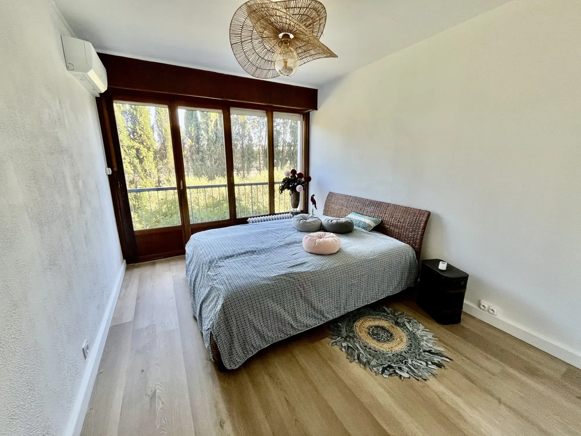 Appartement T2 rénové de 56 m² avec piscine à Nîmes 