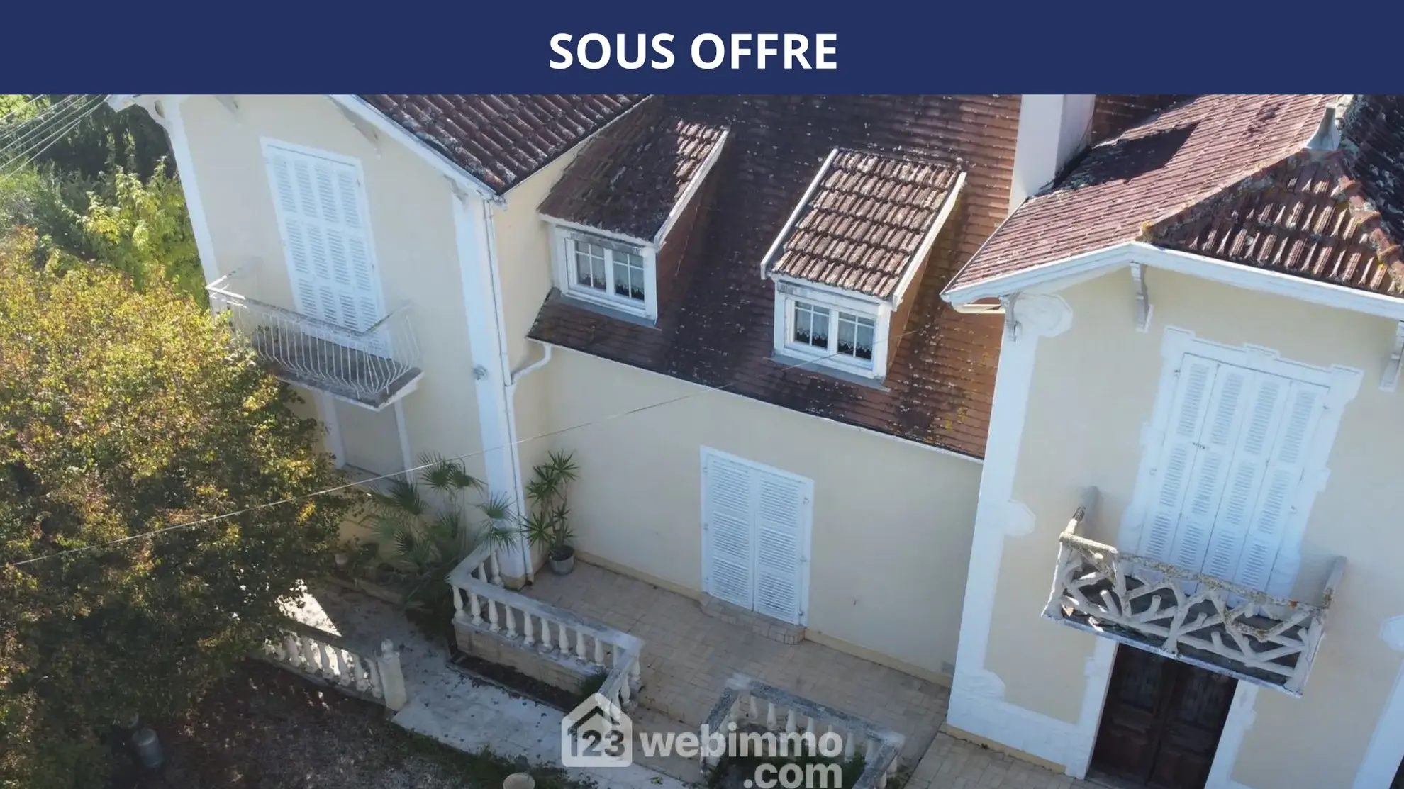 Belle maison de 220 m² avec dépendances, terrain de 7100 m² près de Pau et Compostelle