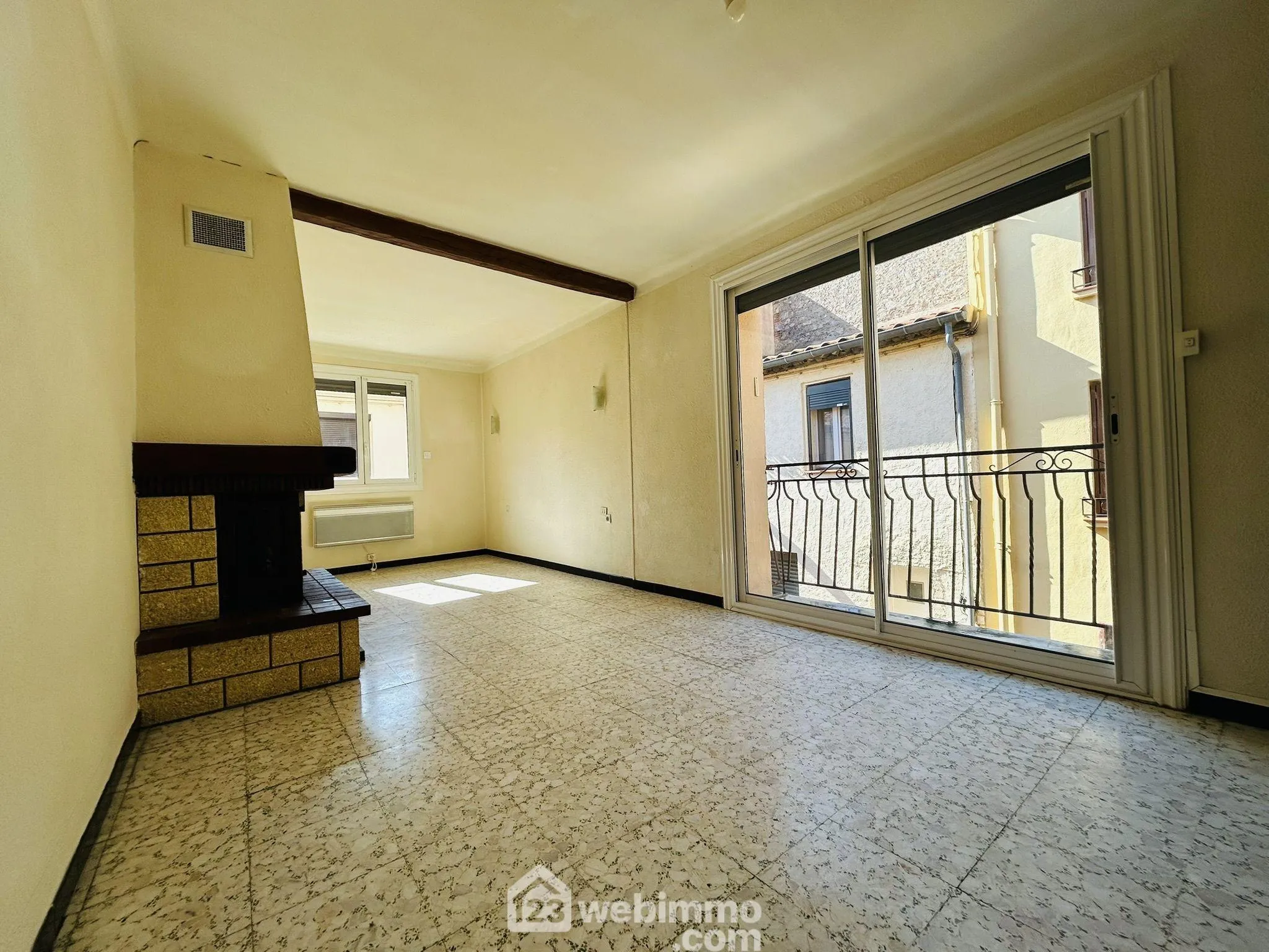 Charmante maison de village avec grand garage à Estagel – Opportunité rare 