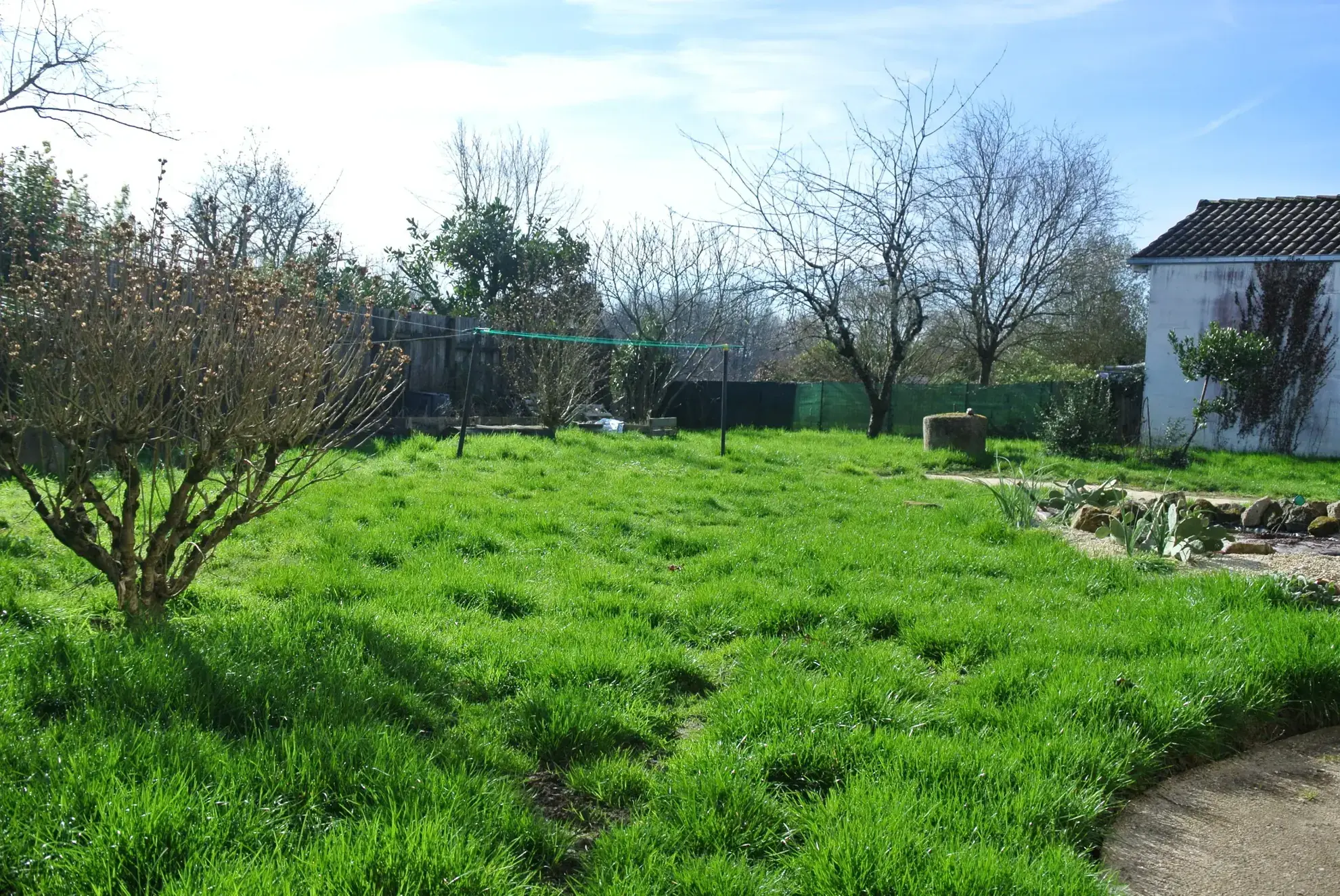 Belle maison en pierre avec jardin à Beaupuy, 4 chambres, proche Marmande 