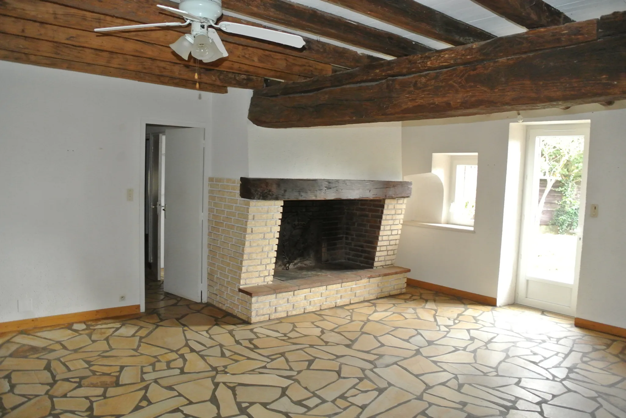 Belle maison en pierre avec jardin à Beaupuy, 4 chambres, proche Marmande 