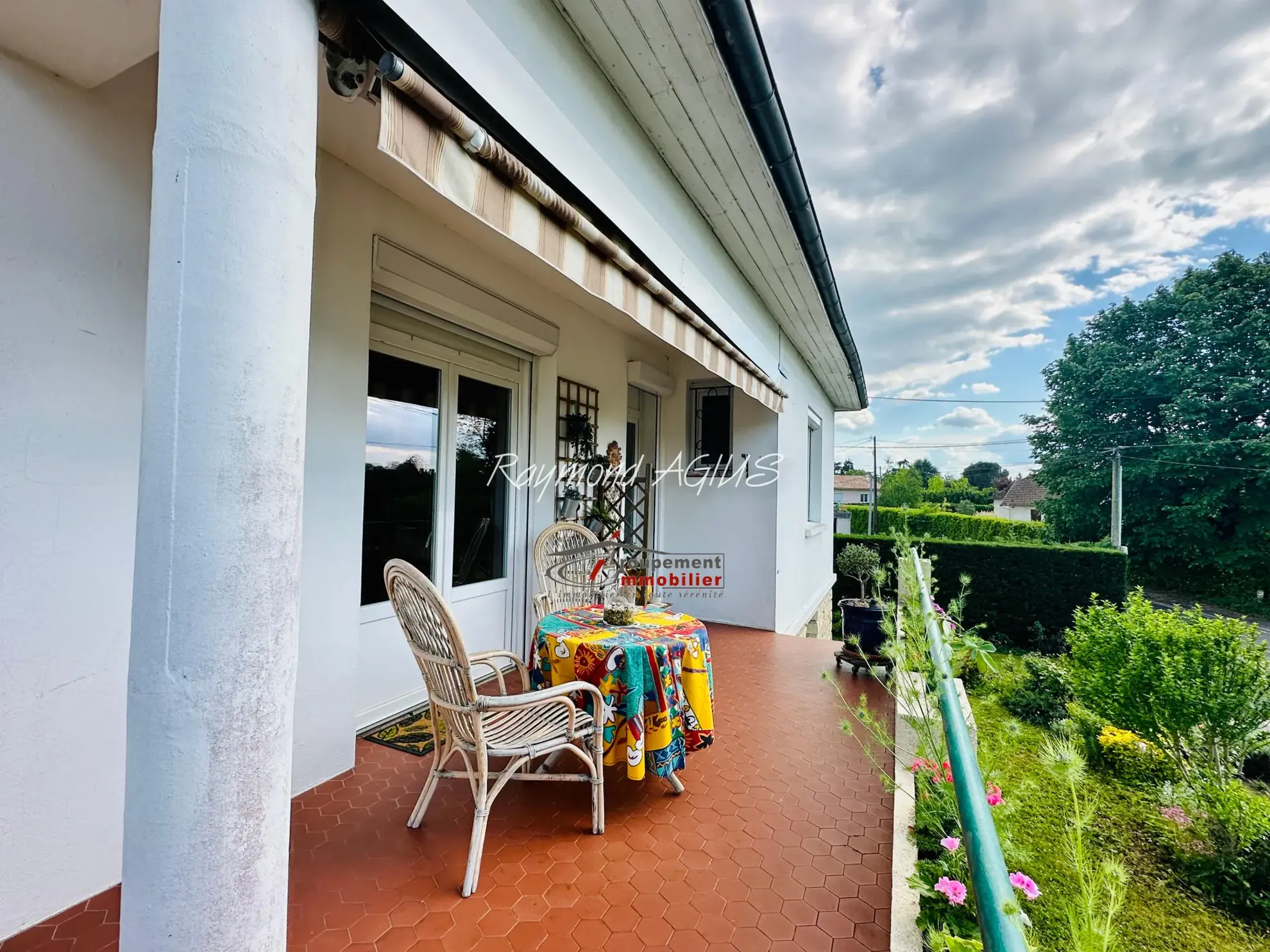 Superbe maison de 5 chambres avec appartement indépendant et jardin à Pineuilh 