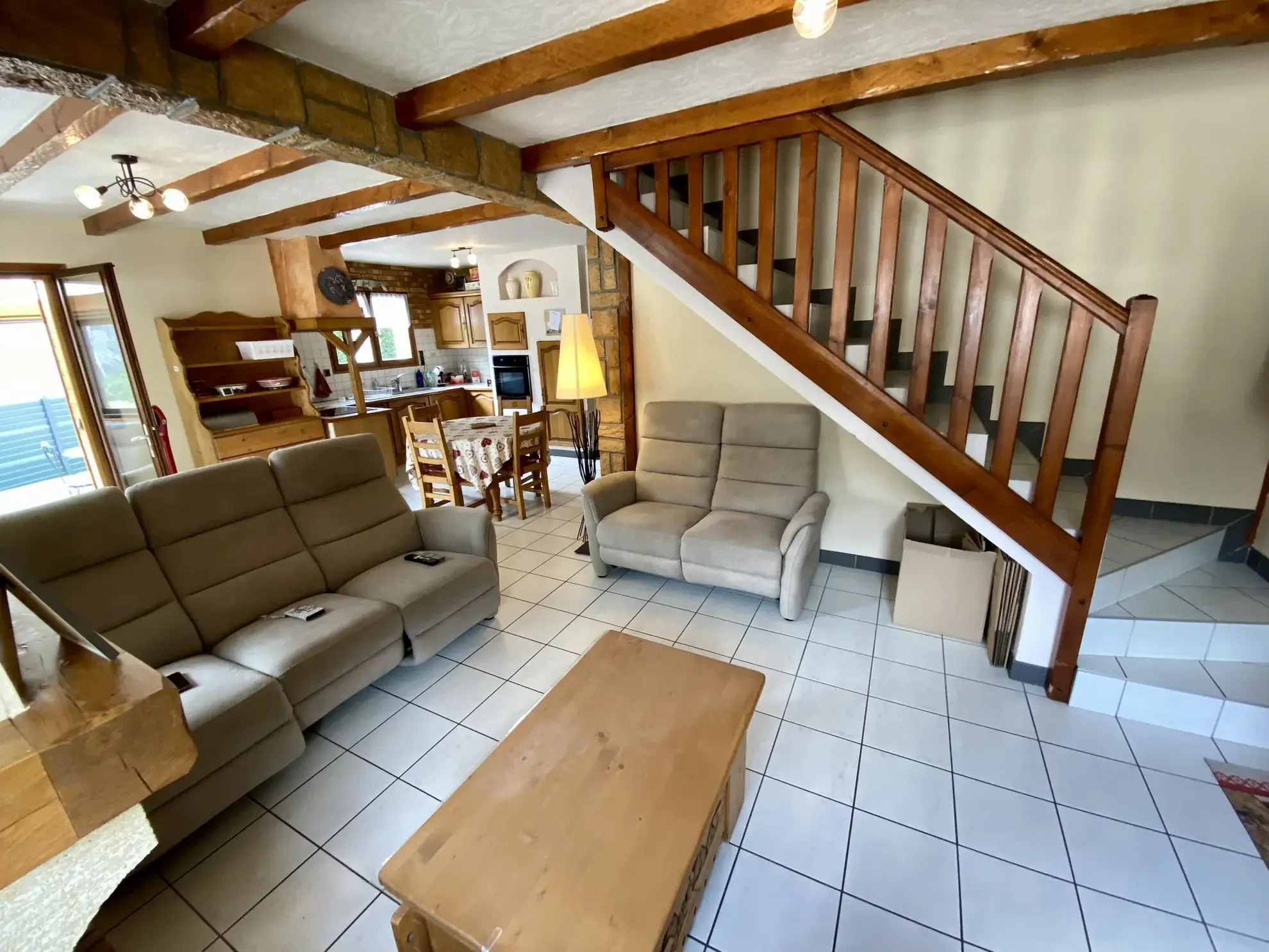 Maison individuelle à Saint-Martin-la-Porte avec jardin, véranda et garage