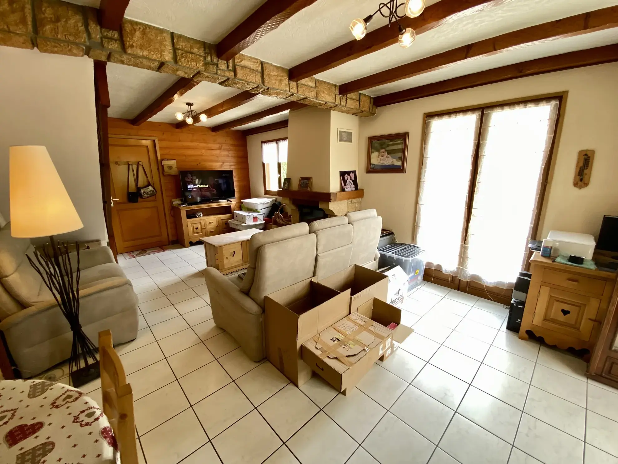 Maison individuelle à Saint-Martin-la-Porte avec jardin, véranda et garage 