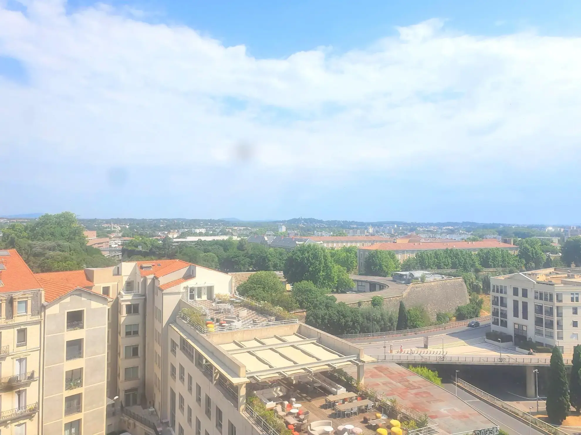 Appartement F2 lumineux de 43m² avec balcon dans l'Ecusson à Montpellier 