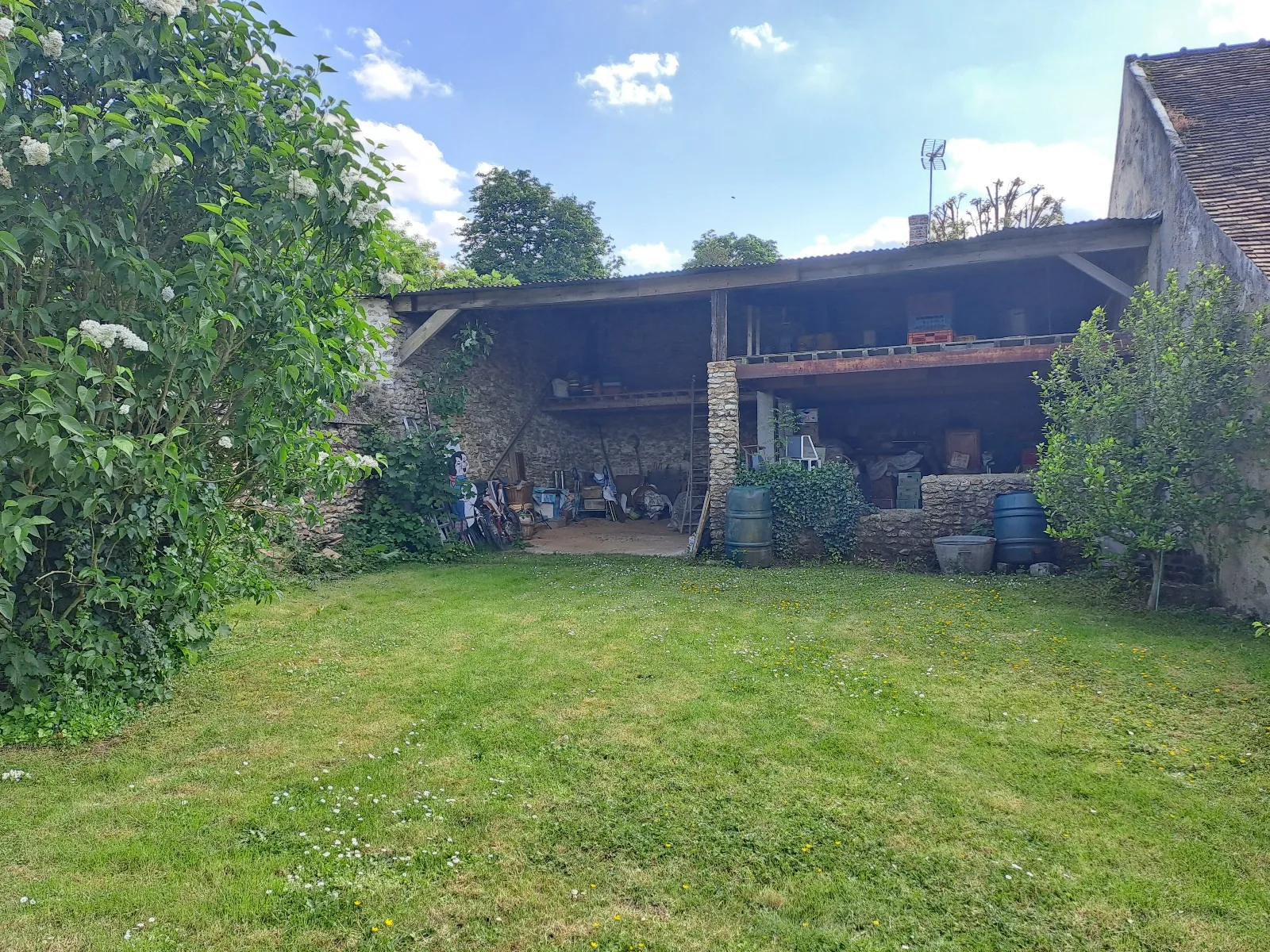 Charmante ferme en pierre avec jardin proche Dourdan et Paris 
