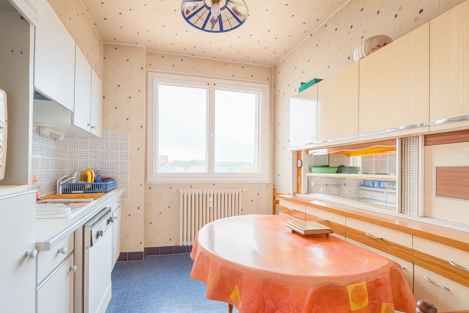 A vendre appartement 4 pièces lumineux avec balcon, parking et cave à Arpajon-sur-Cère 