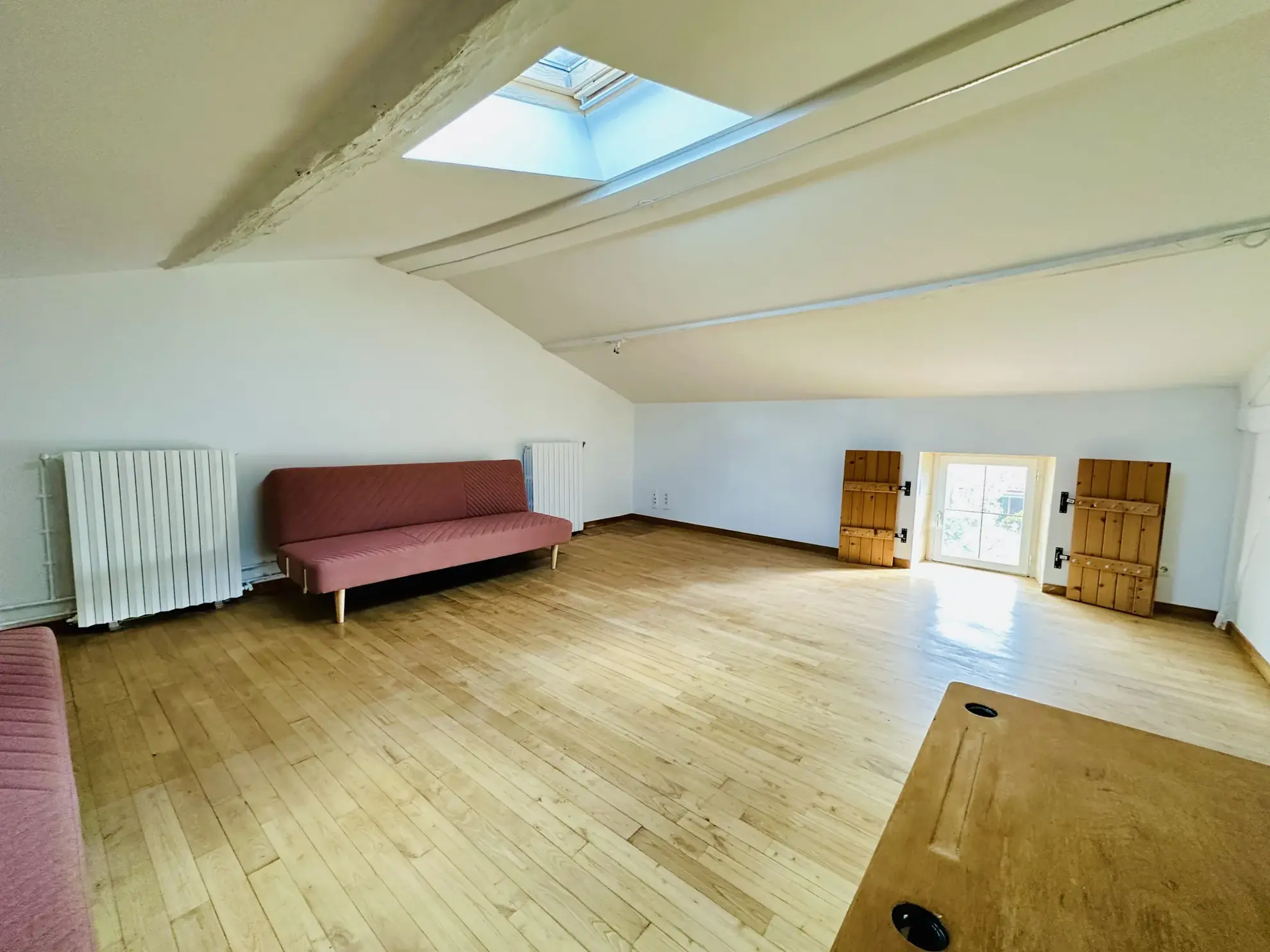 Maison de campagne à Villiers en Plaine avec 4 chambres, annexe et nombreux équipements modernes 