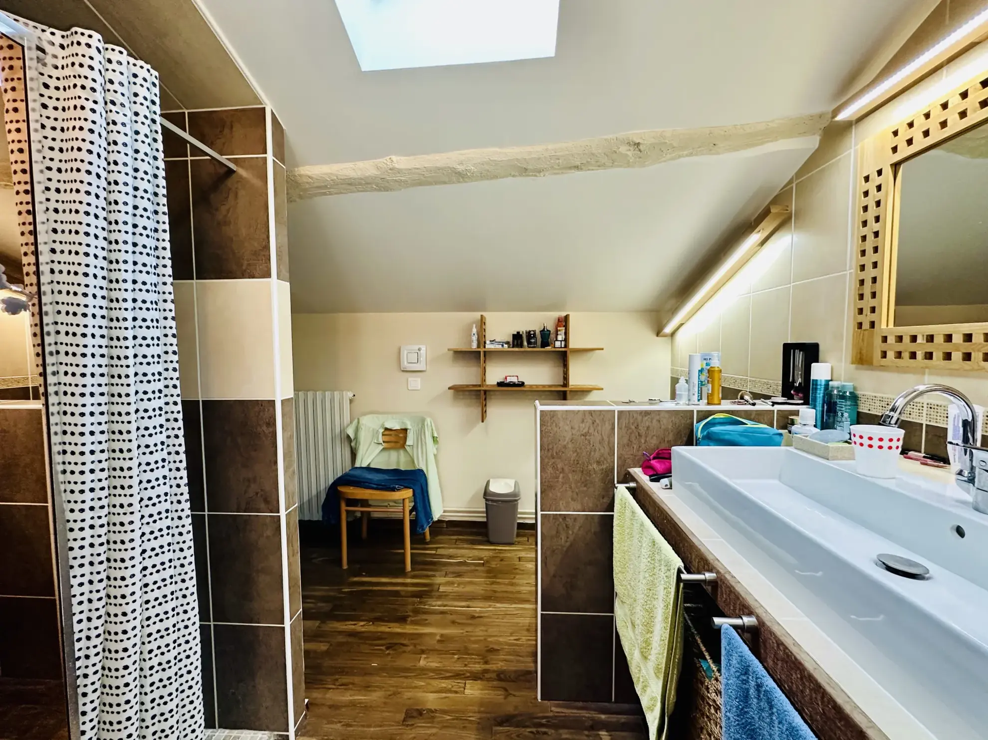 Maison de campagne à Villiers en Plaine avec 4 chambres, annexe et nombreux équipements modernes 