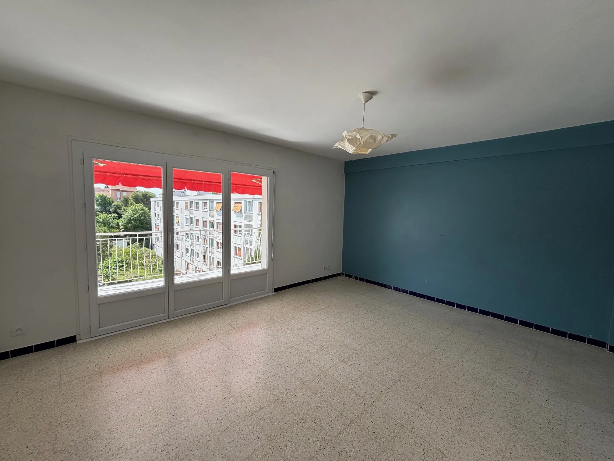 Vente d'un appartement 3 pièces à Montpellier Agriculture avec terrasse et parking 