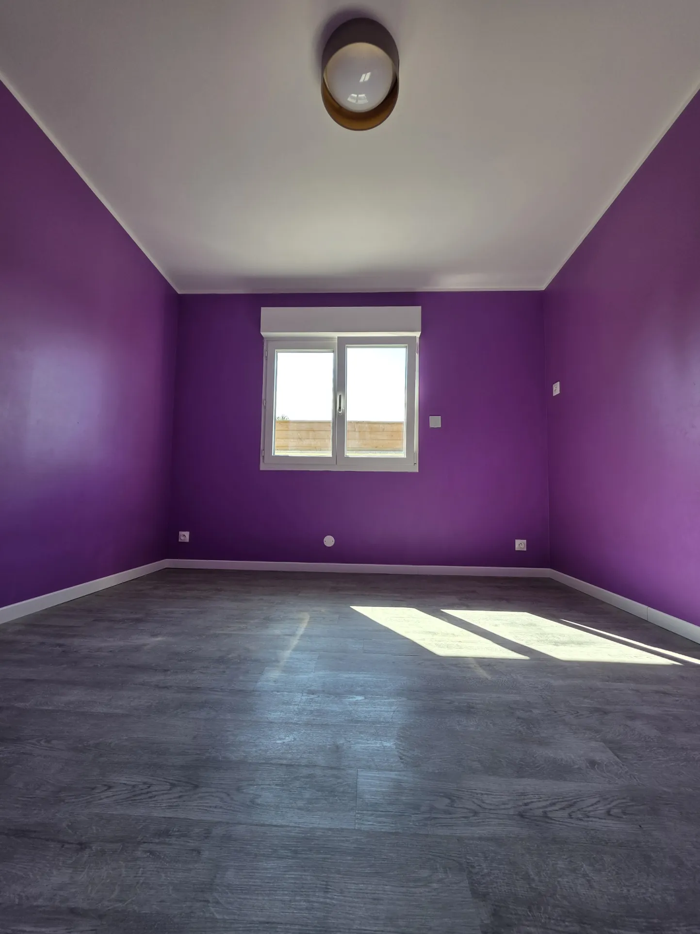 Maison plain-pied individuelle à Harnes avec 3 chambres et garage 