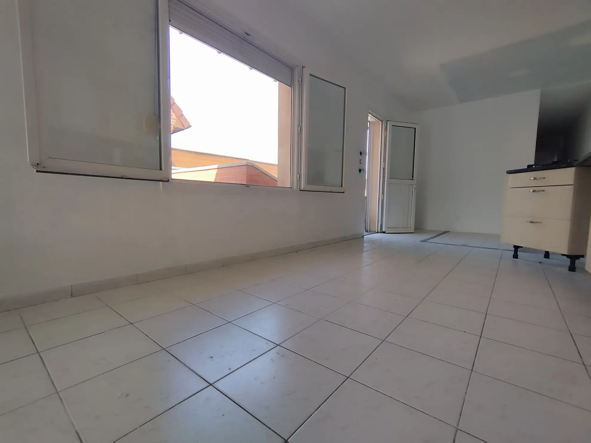 Maison plain-pied individuelle à Harnes avec 3 chambres et garage 