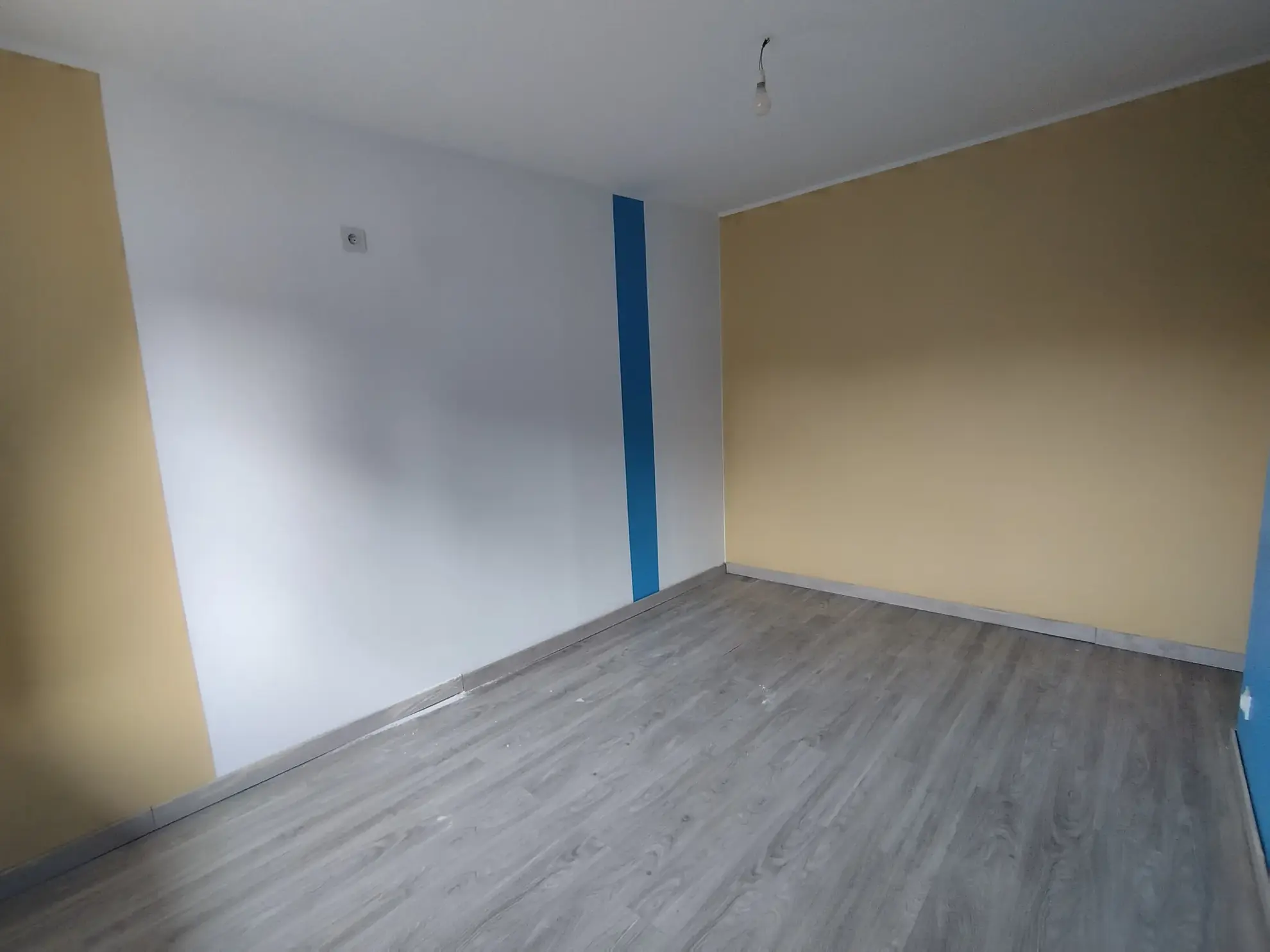 Maison plain-pied individuelle à Harnes avec 3 chambres et garage 