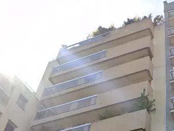 Studio lumineux de 26,19 m² à Paris 14ème avec cave, idéal pour investissement 