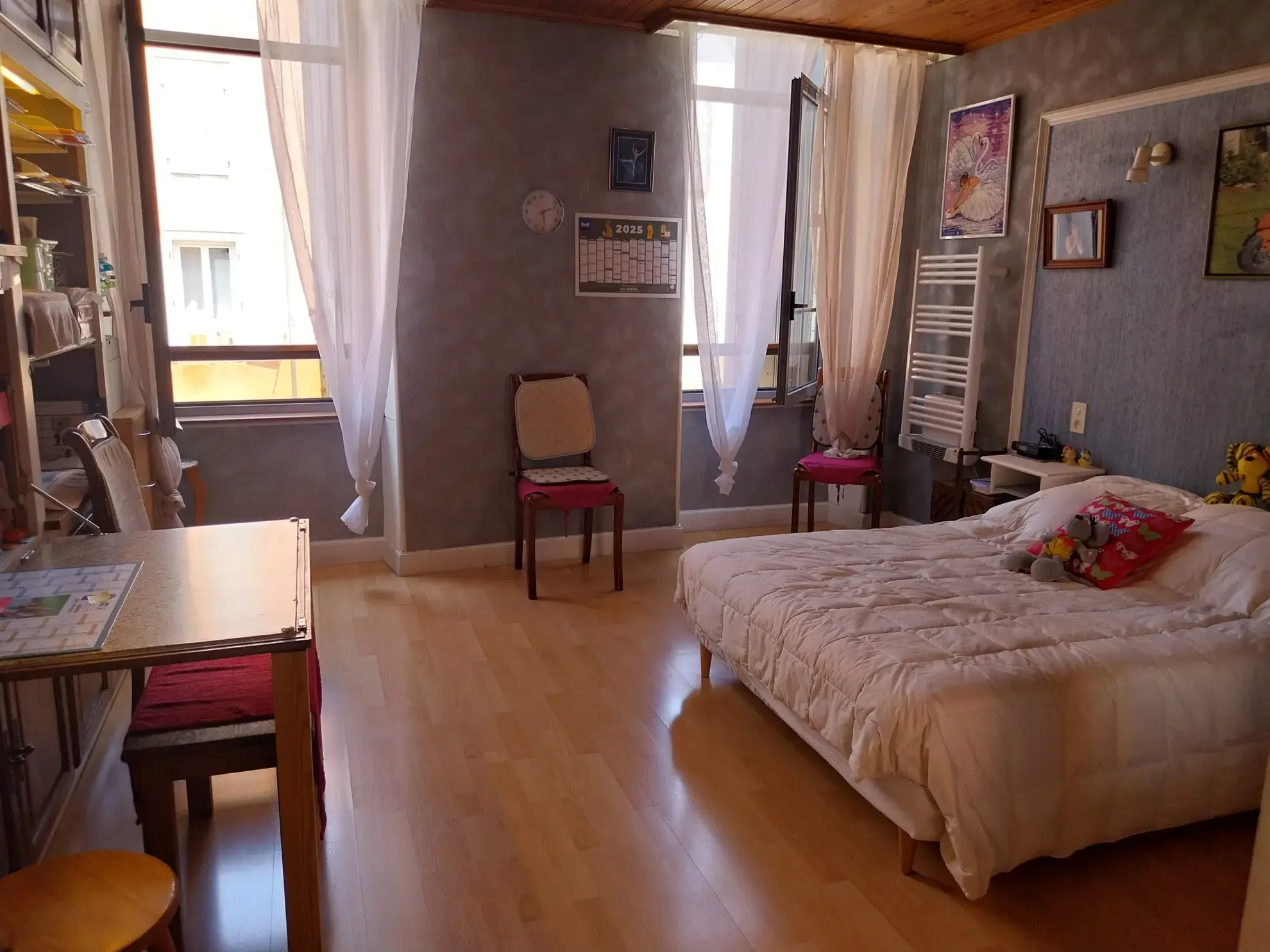 Appartement T4 lumineux à Millau, proche centre-ville avec cave et terrasse 