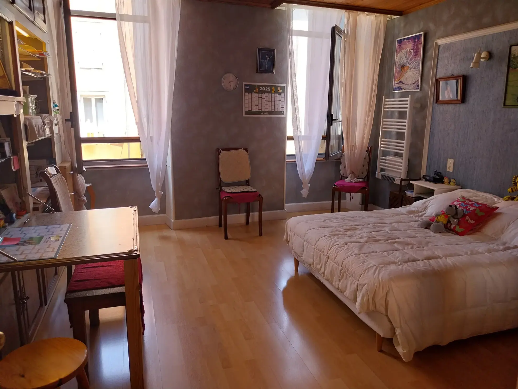 Appartement T4 lumineux à Millau, proche centre-ville avec cave et terrasse 