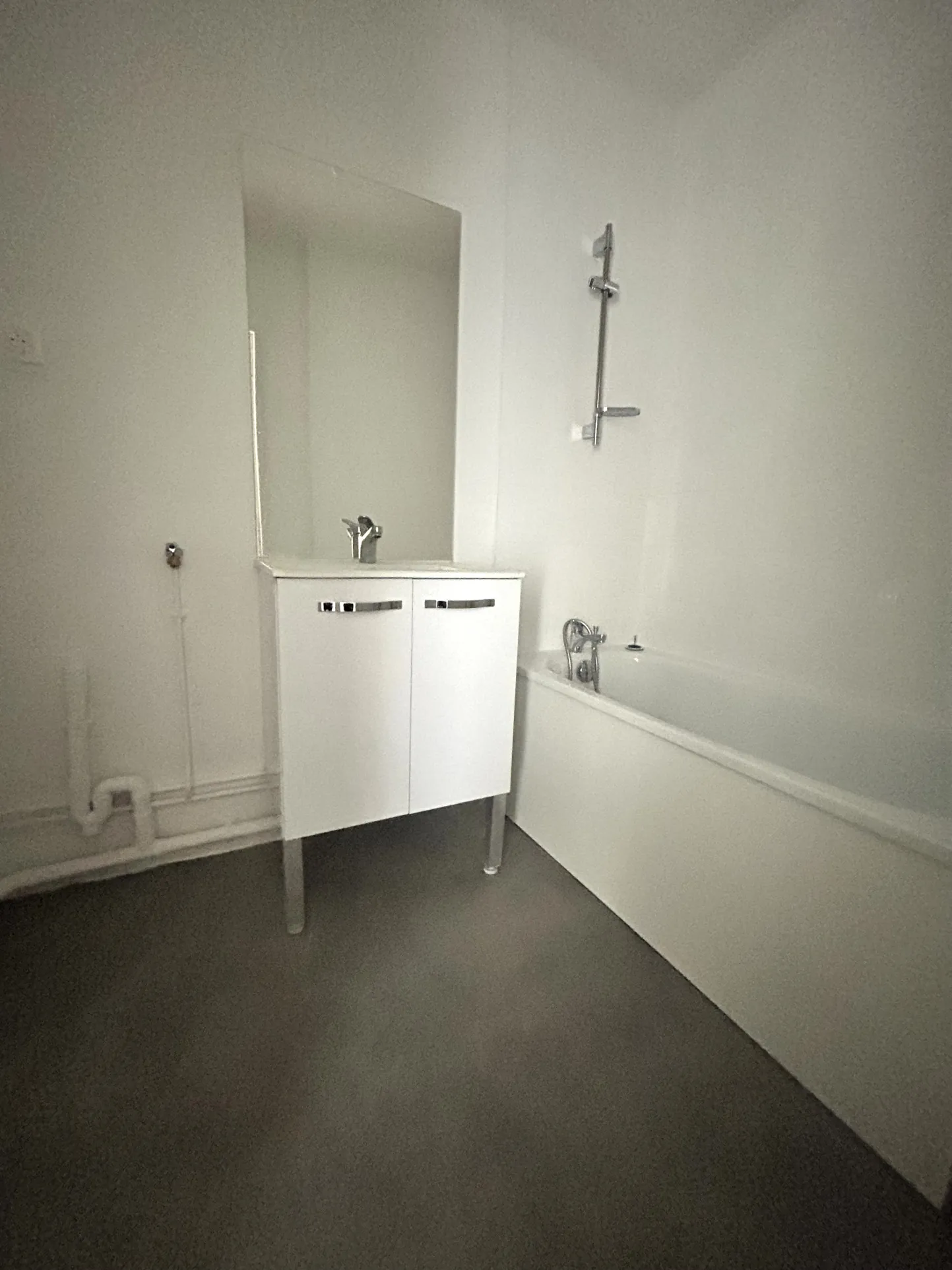Appartement 3 pièces à Joinville-le-Pont de 63 m² avec cave 