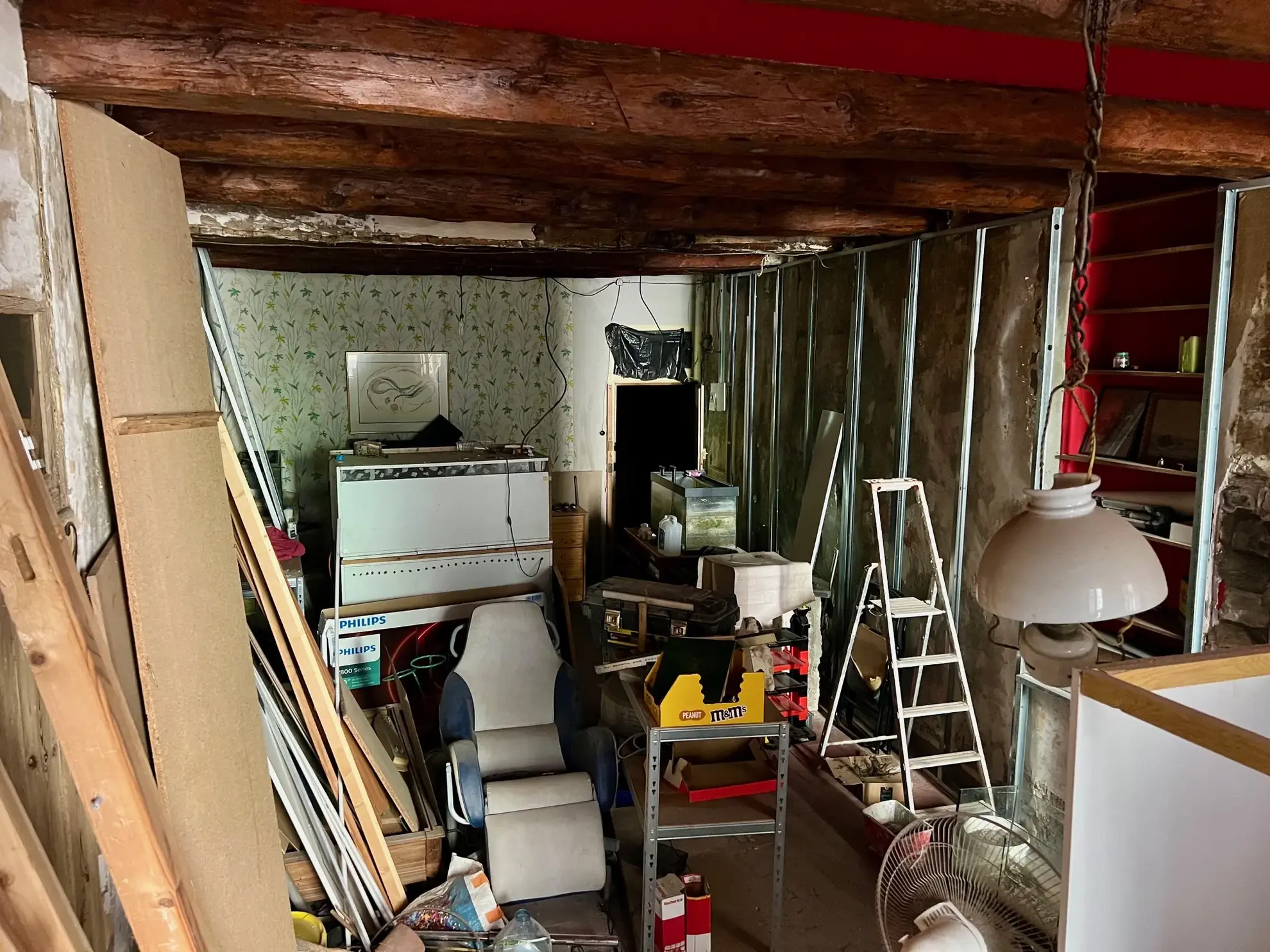 Studio à rénover au centre de Millau avec cave 